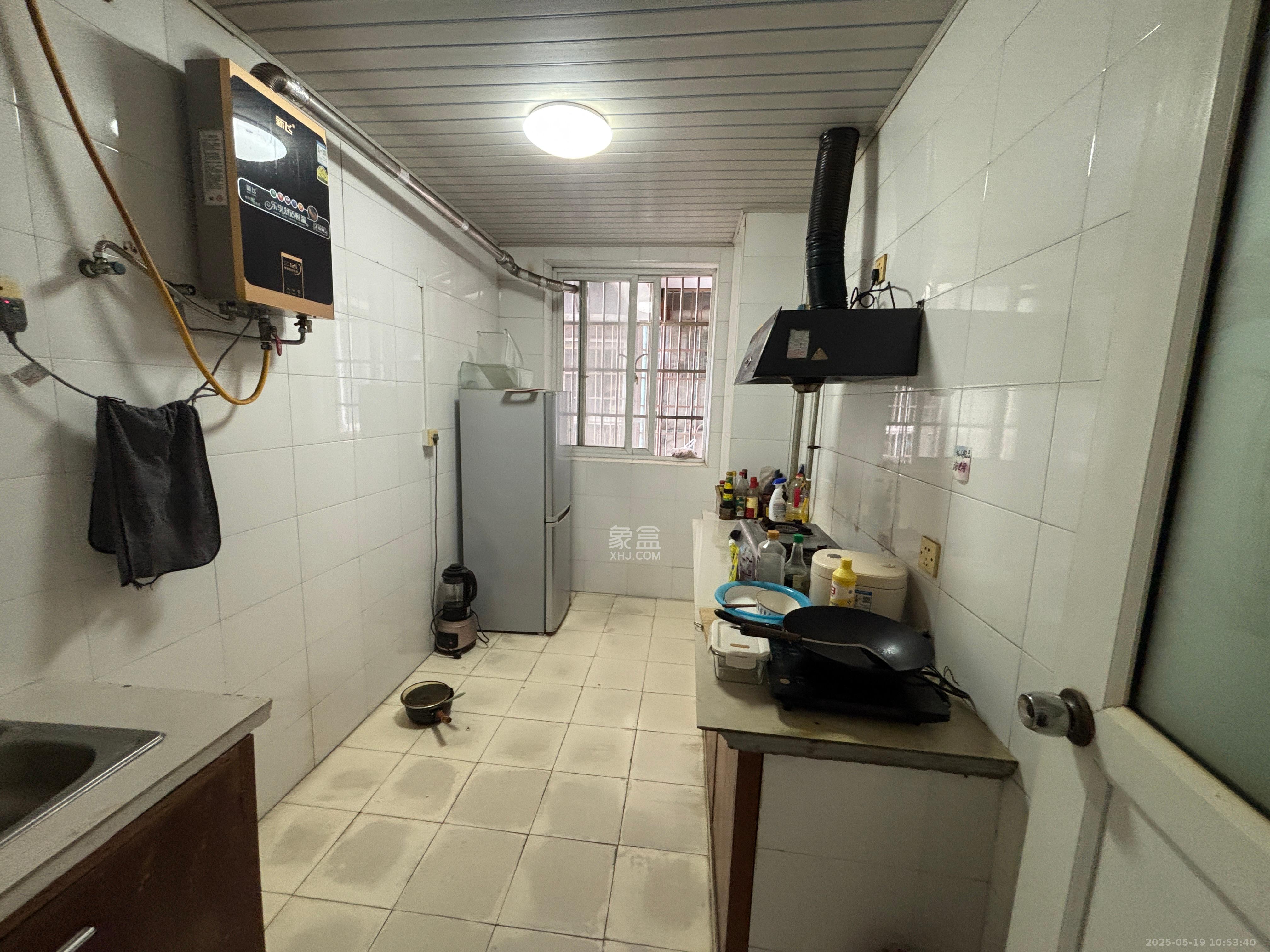 星沙教师公寓 1室1厅1卫 700.0元/月 星沙教师公寓 1室1厅1卫 700.0元/月室内图