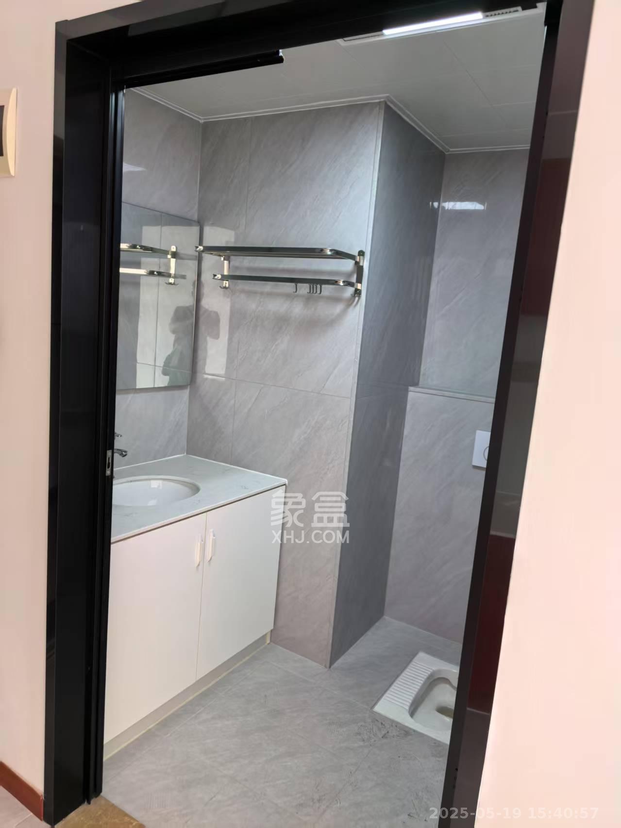 天心白沙里  1室1厅1卫    2800.0元/月 天心白沙里  1室1厅1卫    2800.0元/月室内图