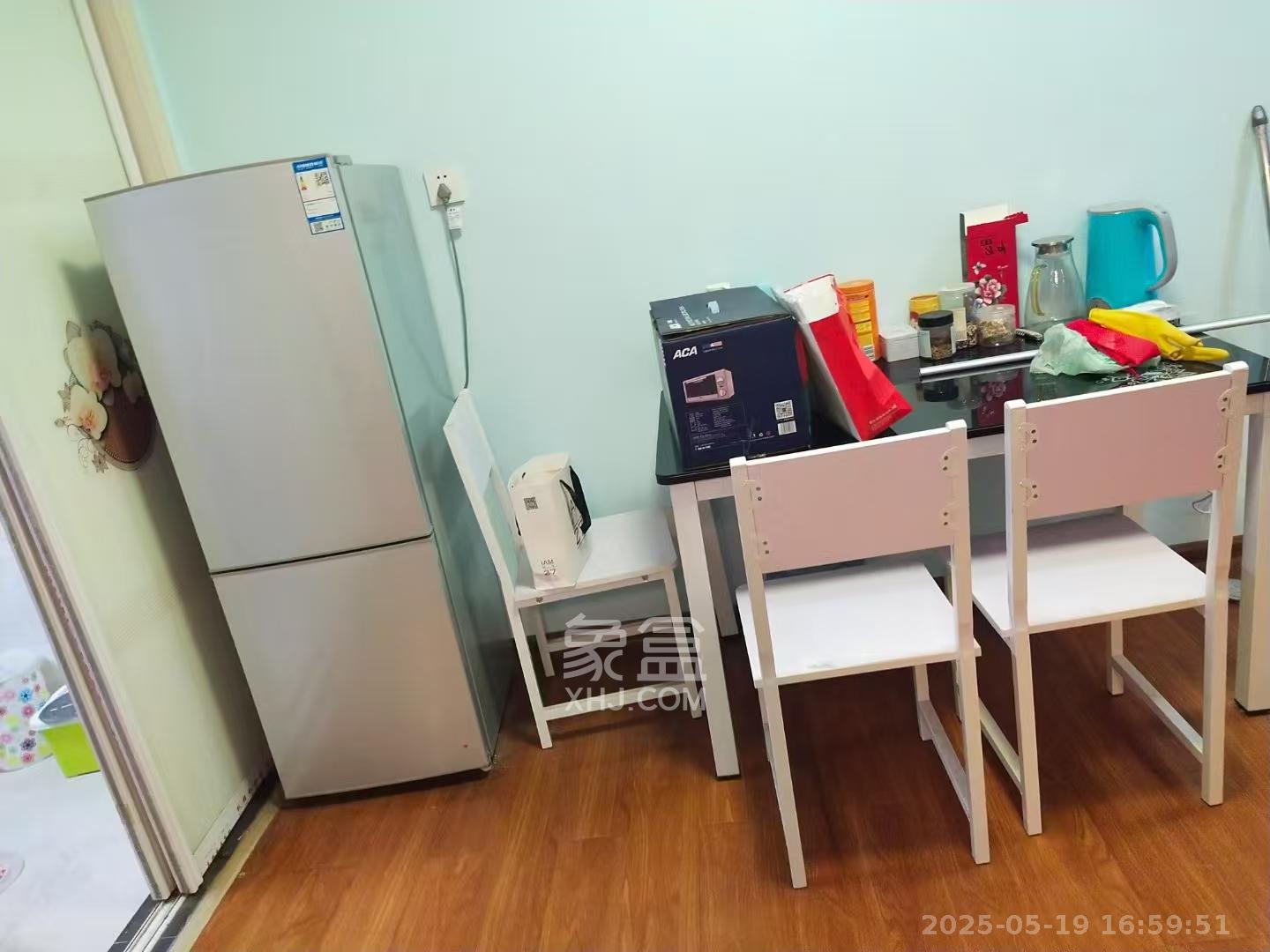 景塘家园  3室2厅1卫   2200.00元/月室内图