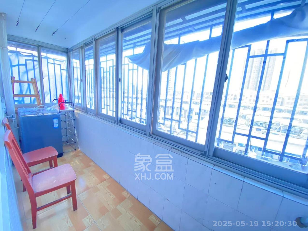 西湖路173号(原西湖大厦) 3室1厅1卫 1800.0元/月 西湖路173号(原西湖大厦) 3室1厅1卫 1800.0元/月室内图