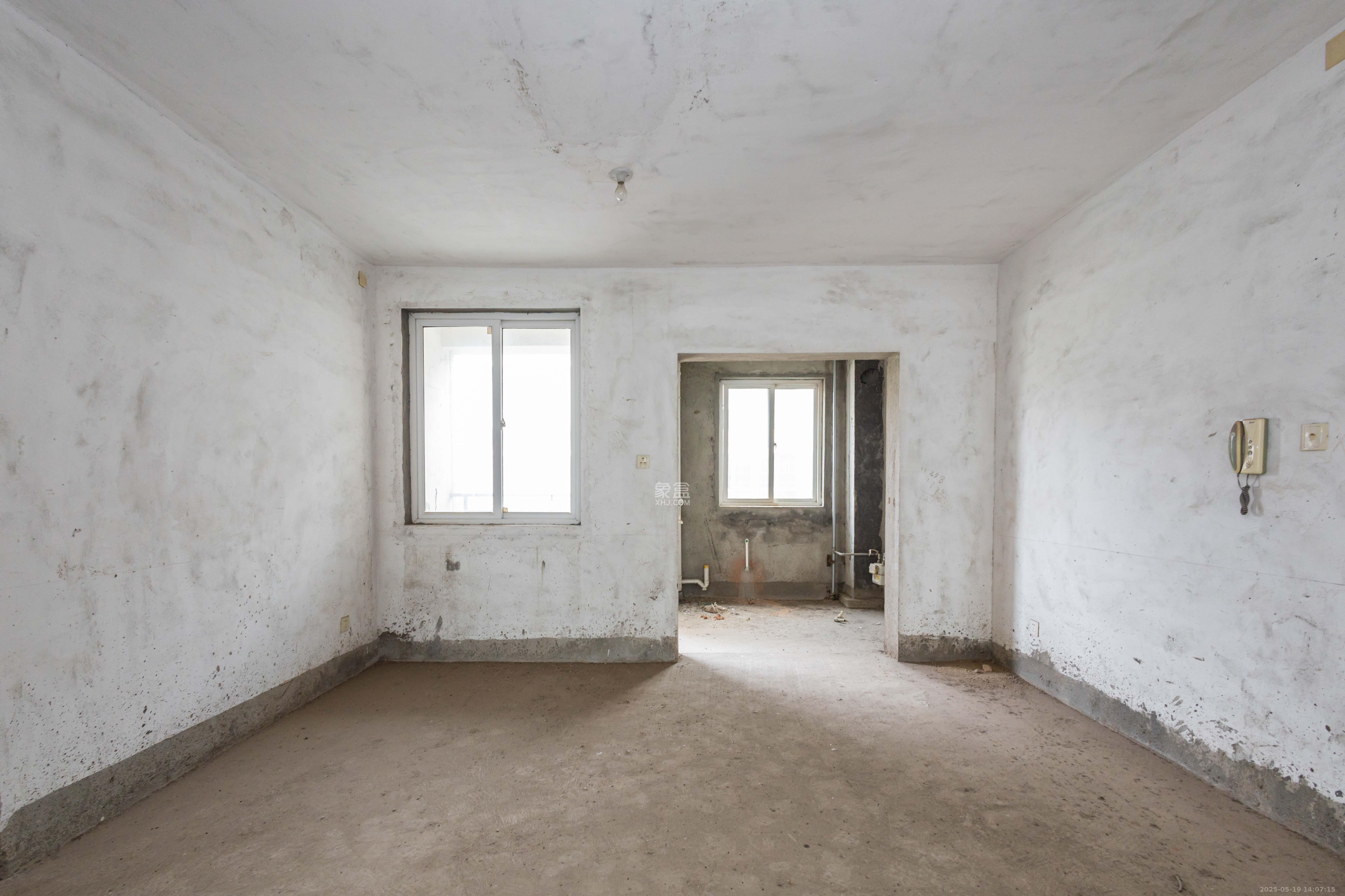 方略学府佳境 3室2厅2卫 49.8万 方略学府佳境 3室2厅2卫 49.8万客厅