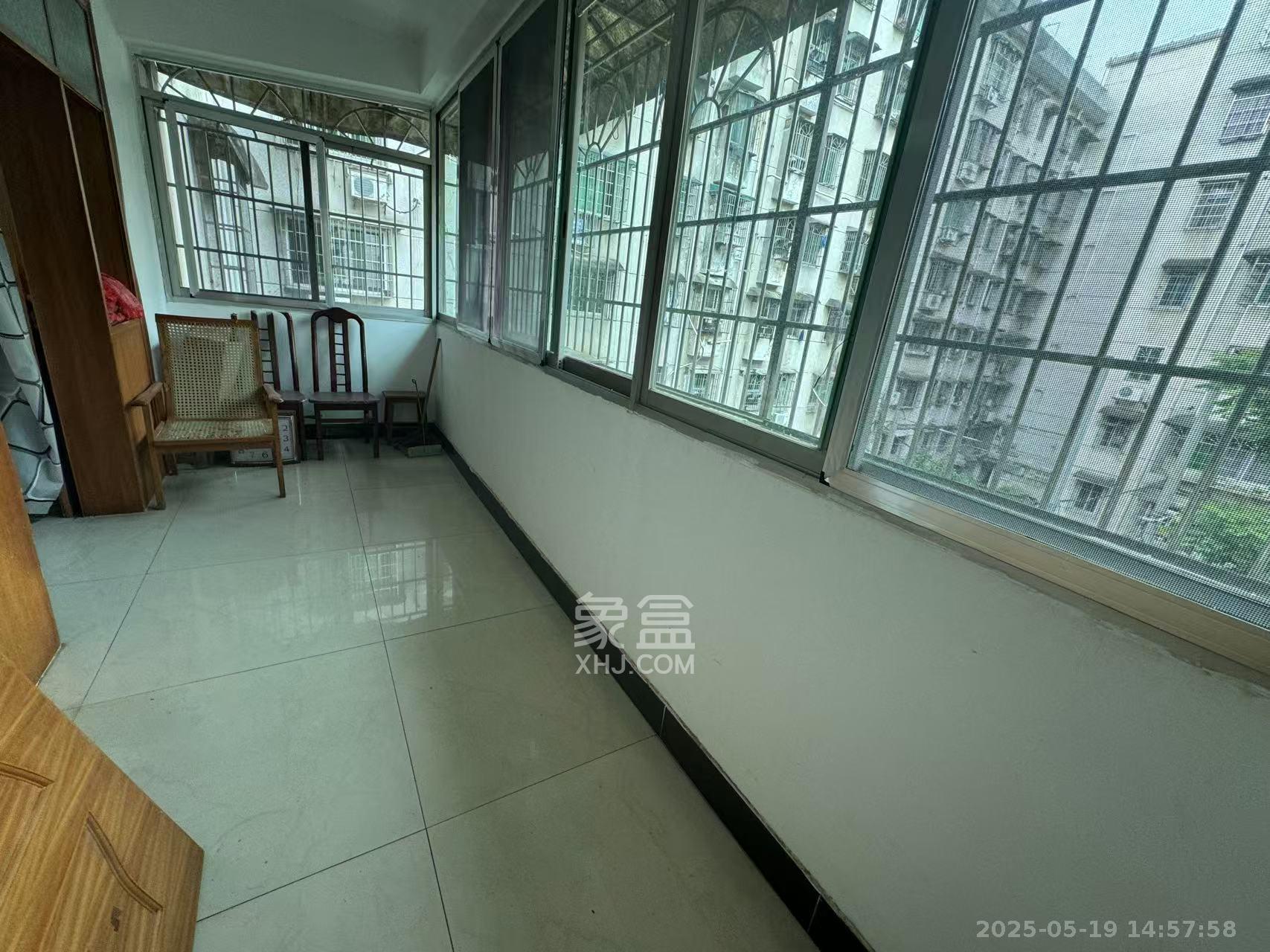 富都花园 3室2厅1卫 1600.0元/月 富都花园 3室2厅1卫 1600.0元/月室内图