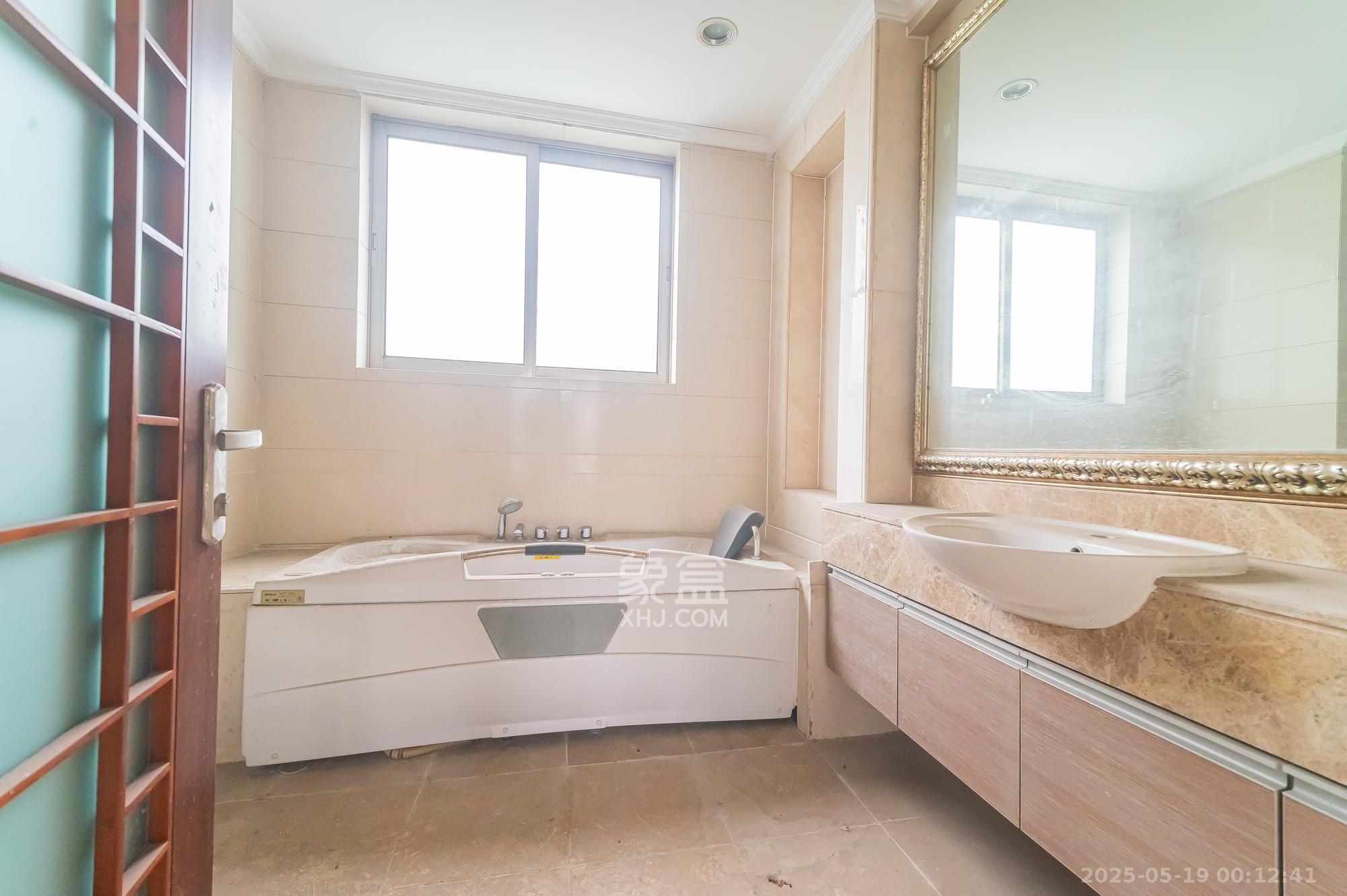 碧桂园威尼斯城  5室2厅5卫    480.0万 碧桂园威尼斯城  5室2厅5卫    480.0万其他