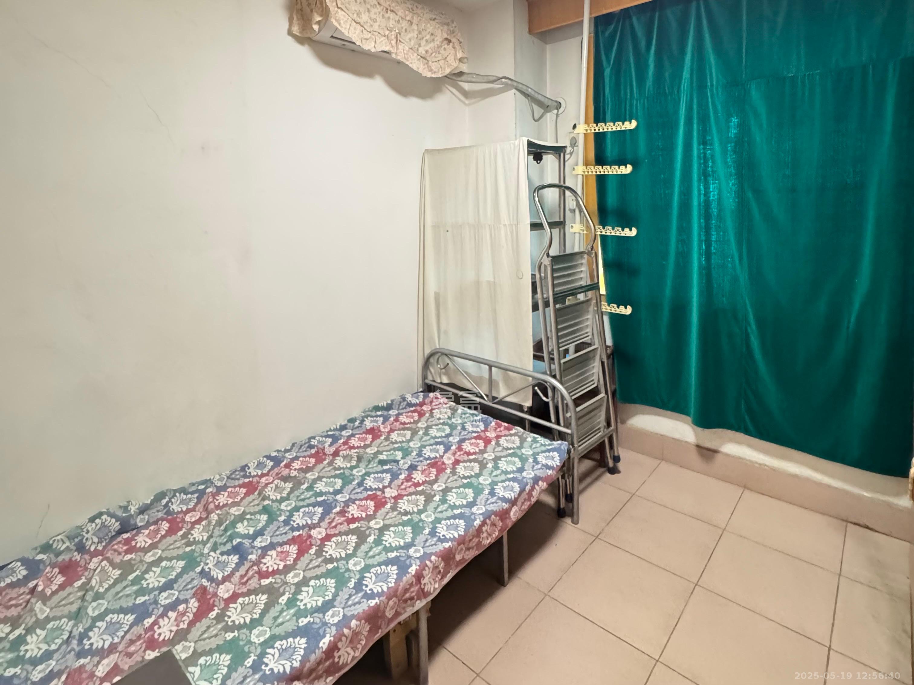 建工集团单位房 3室2厅1卫 2700.0元/月 建工集团单位房 3室2厅1卫 2700.0元/月室内图