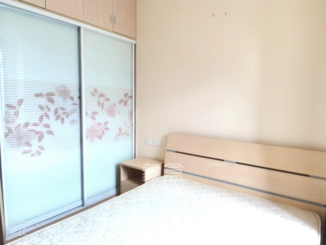 湘域城邦（湘域国际中心）  2室2厅1卫    2800.0元/月室内图