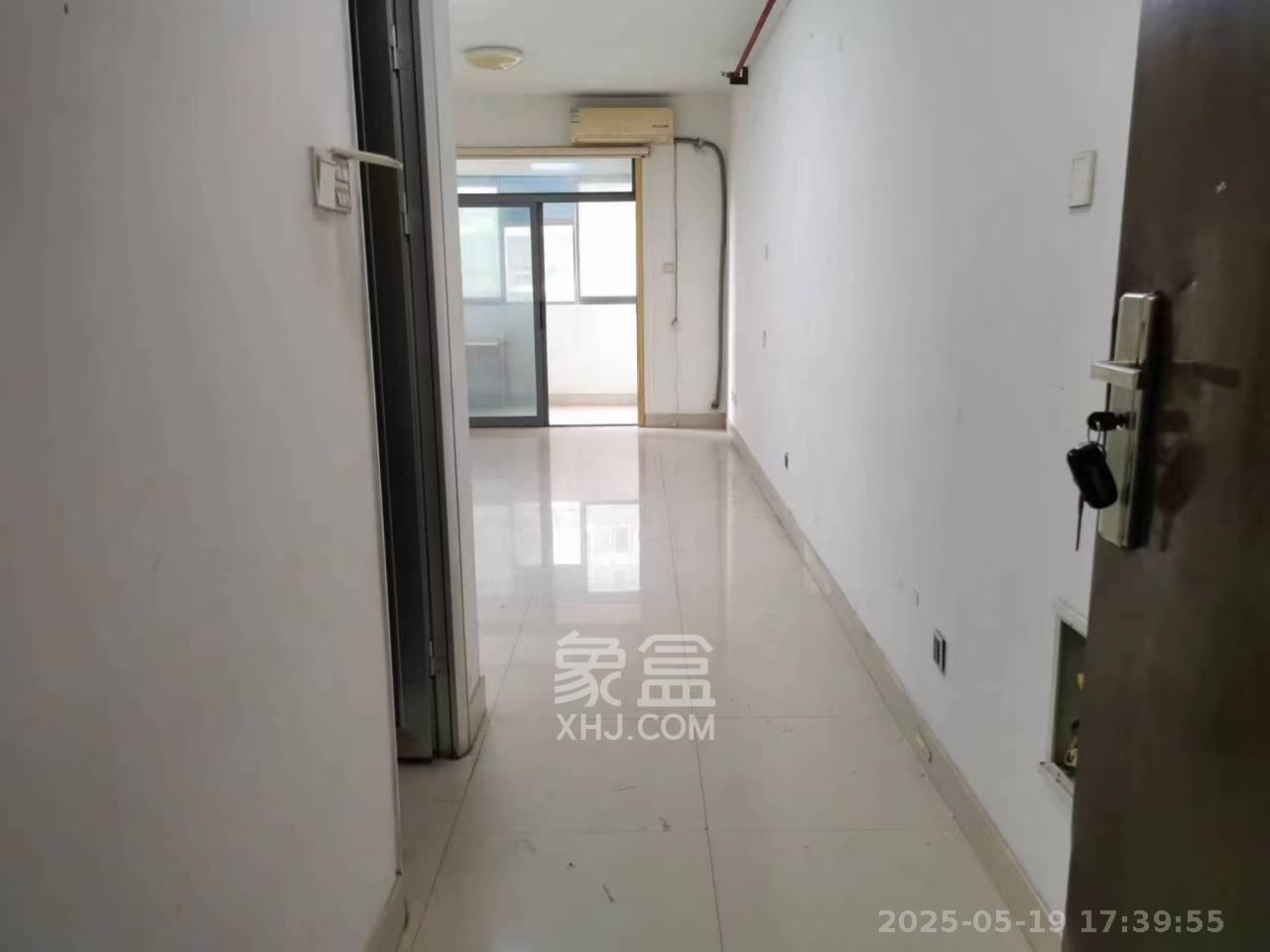 人瑞潇湘国际 1室0厅0卫 1600.0元/月 人瑞潇湘国际 1室0厅0卫 1600.0元/月室内图