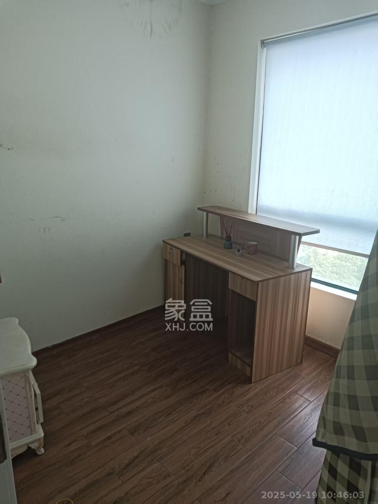 维一星城原山苑 3室2厅2卫 2600.0元/月 维一星城原山苑 3室2厅2卫 2600.0元/月室内图