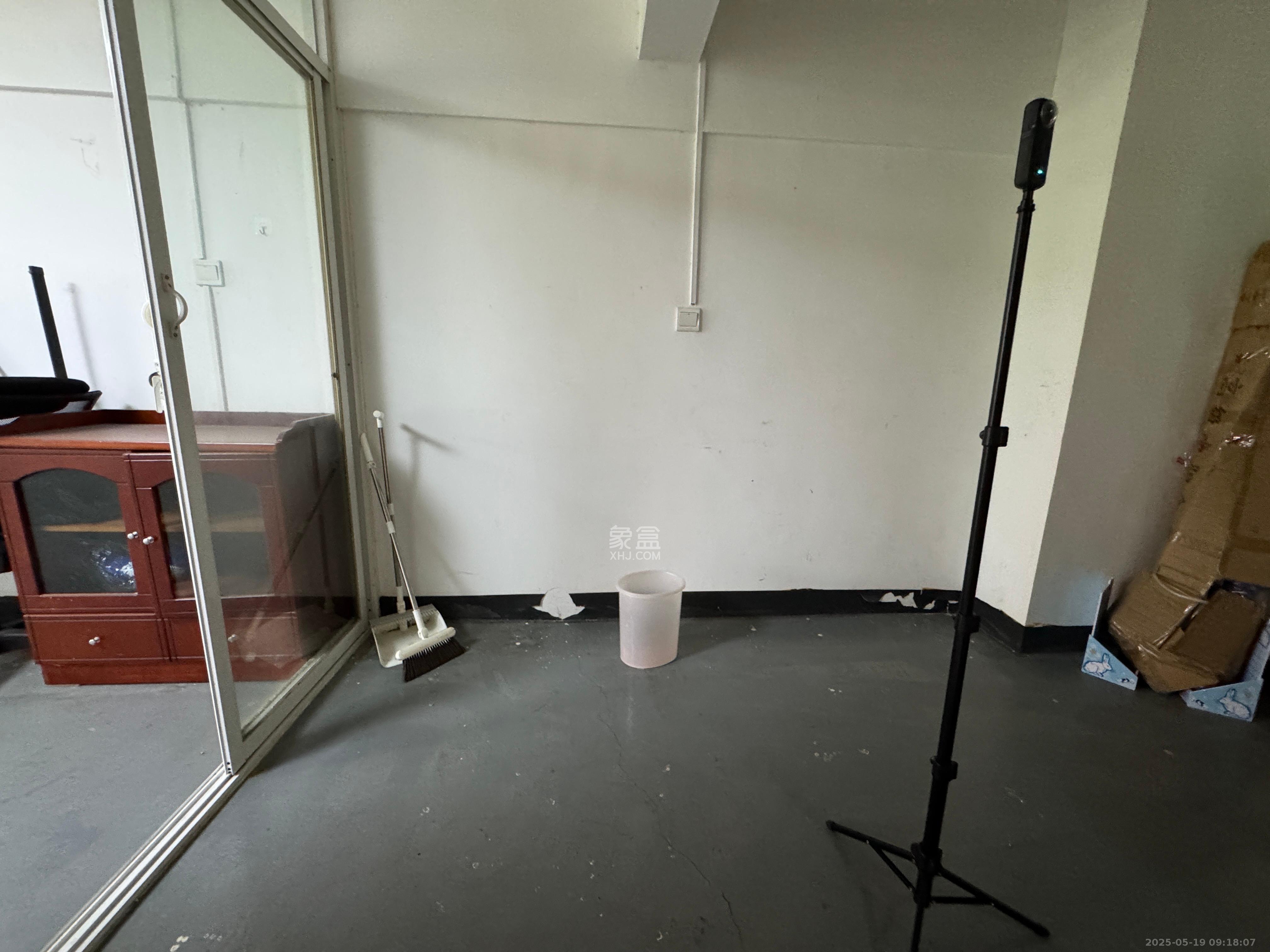 西子一间 1室1厅1卫 3200.0元/月 西子一间 1室1厅1卫 3200.0元/月室内图