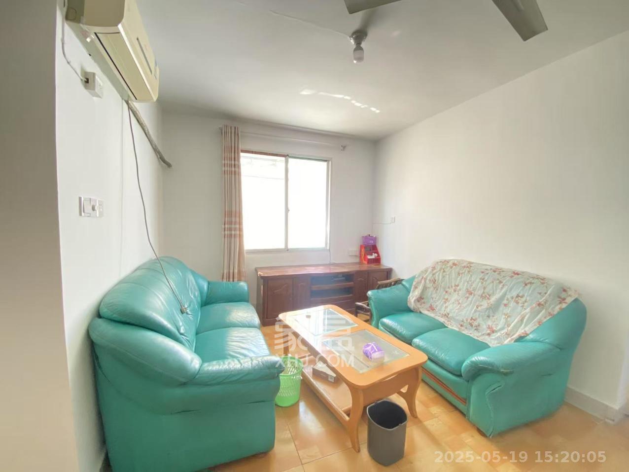 西湖路173号(原西湖大厦) 3室1厅1卫 1800.0元/月 西湖路173号(原西湖大厦) 3室1厅1卫 1800.0元/月室内图