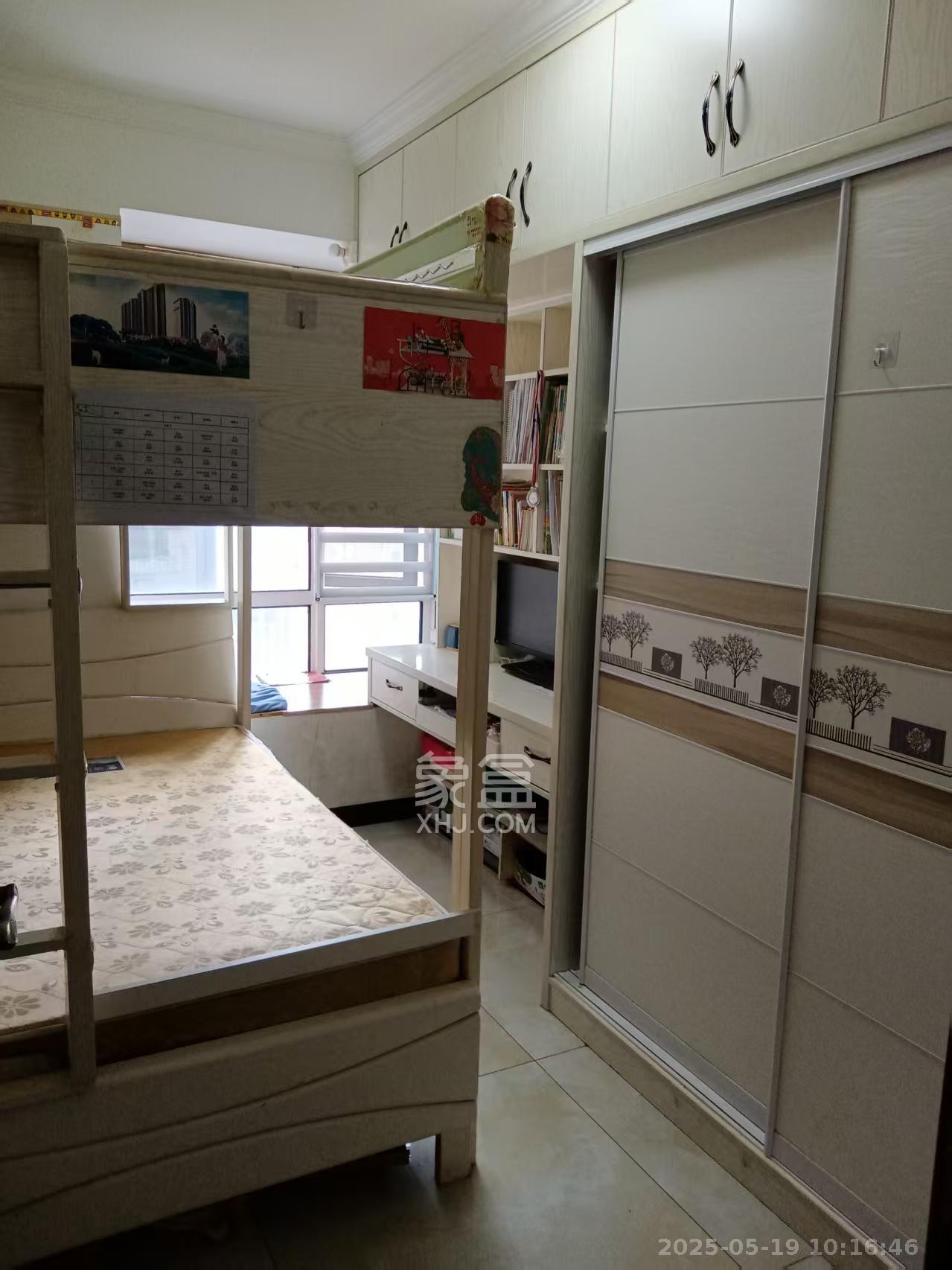 金轮星光名座 2室2厅1卫 2300.0元/月 金轮星光名座 2室2厅1卫 2300.0元/月室内图