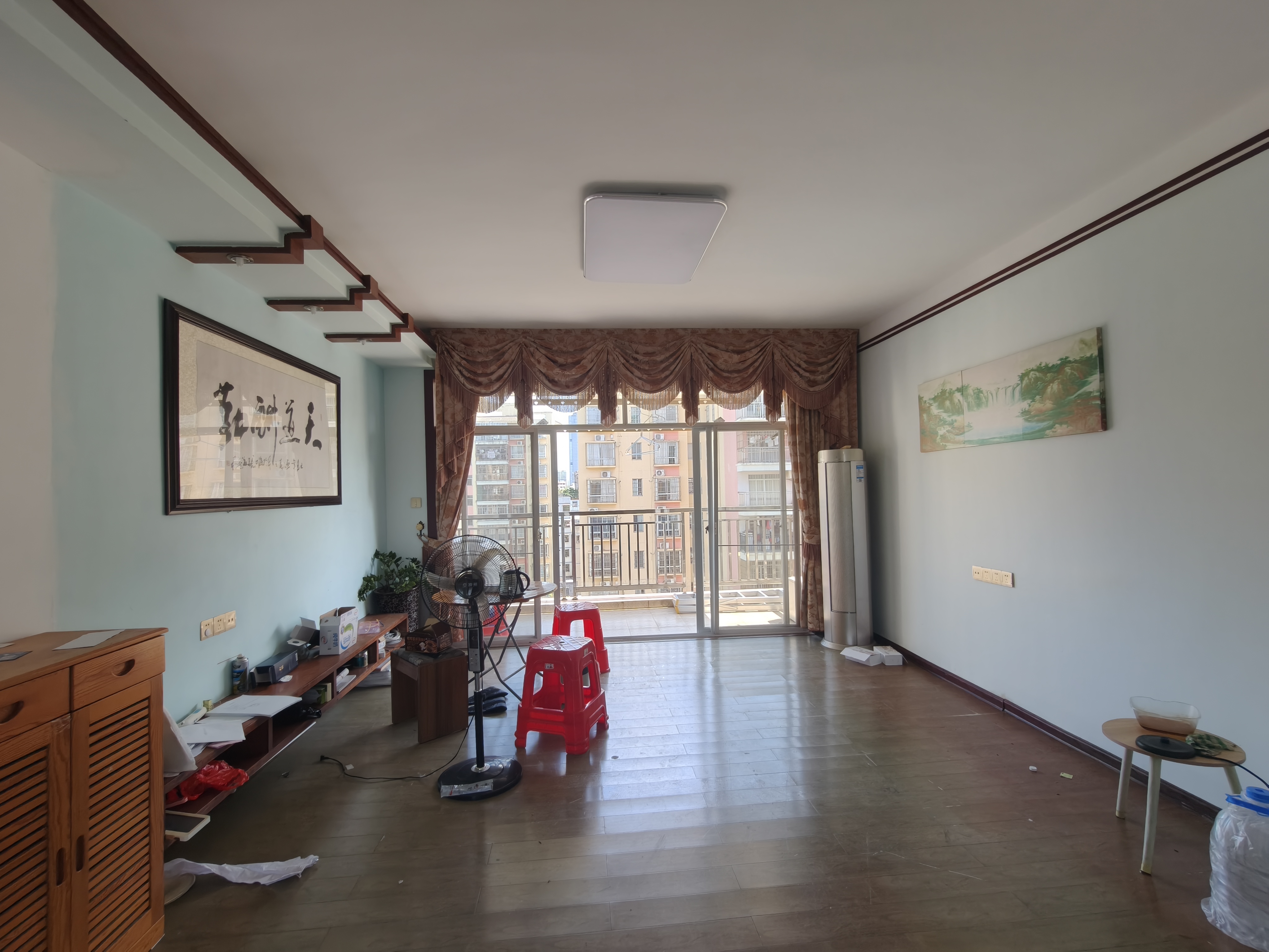 海岛阳光二期 3室2厅2卫 2500.0元/月 海岛阳光二期 3室2厅2卫 2500.0元/月室内图