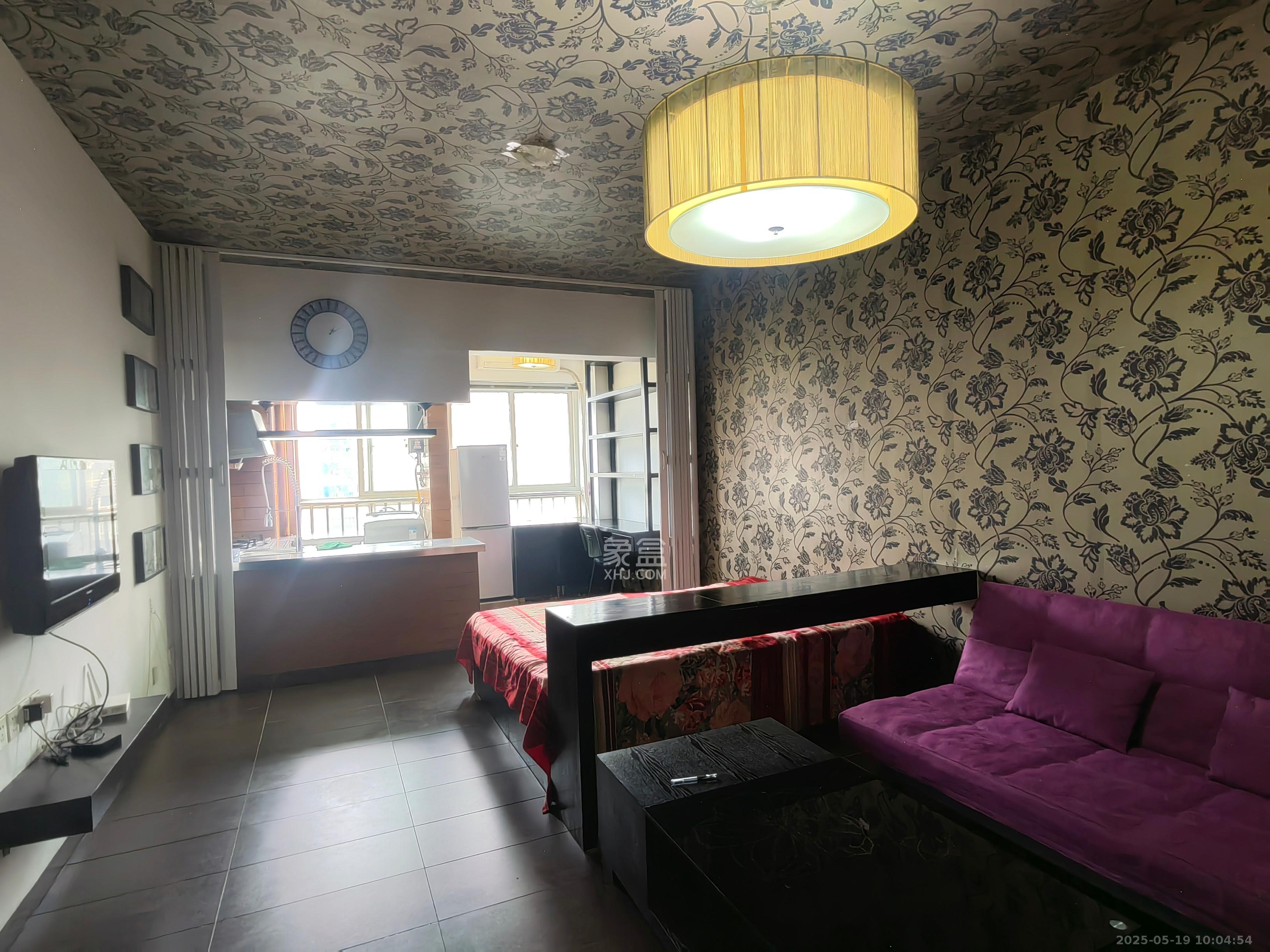 伍家岭生活广场 1室0厅0卫 1400.0元/月 伍家岭生活广场 1室0厅0卫 1400.0元/月室内图