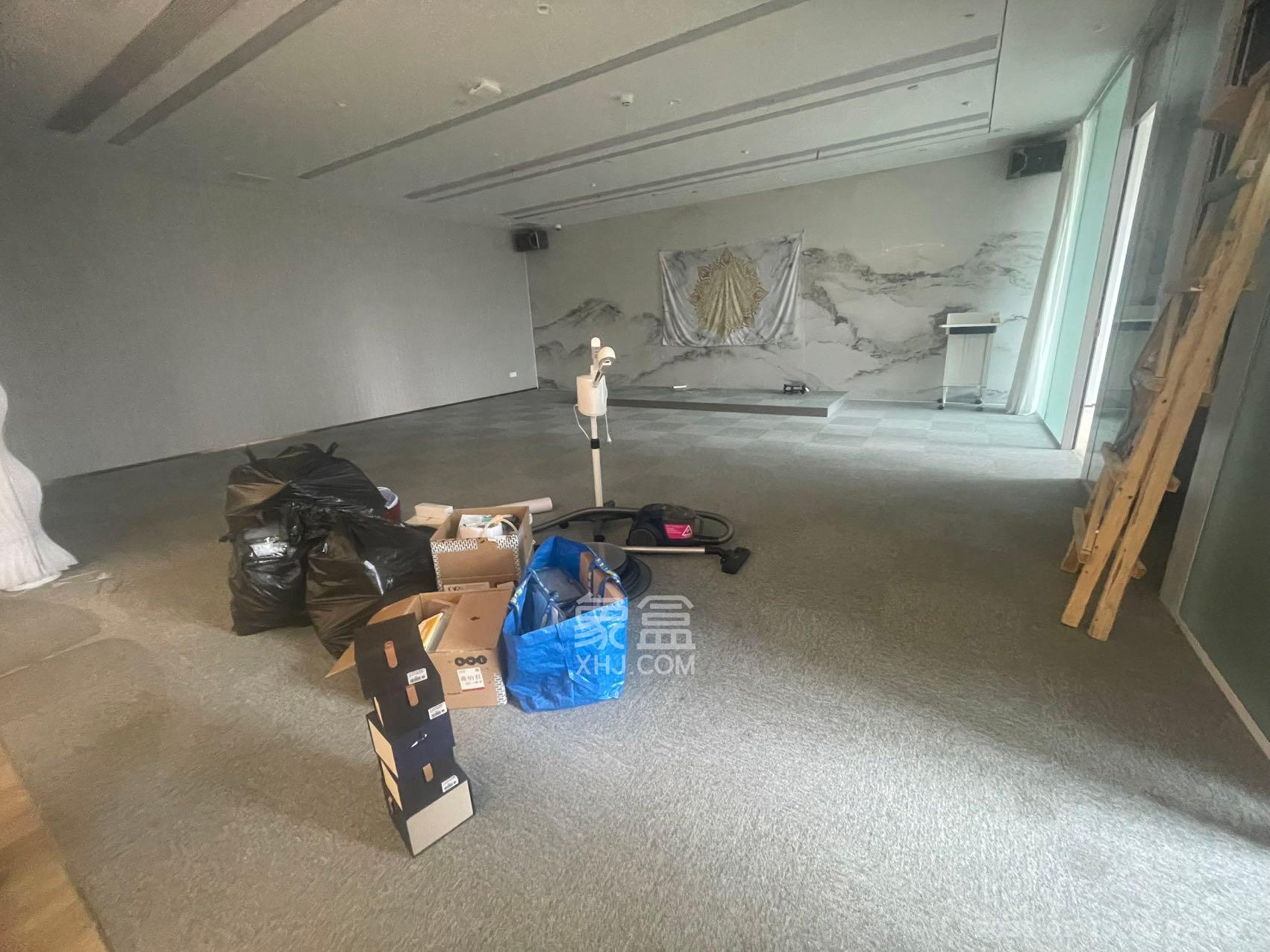 万科城   294.8㎡     15000.00元/月室内图