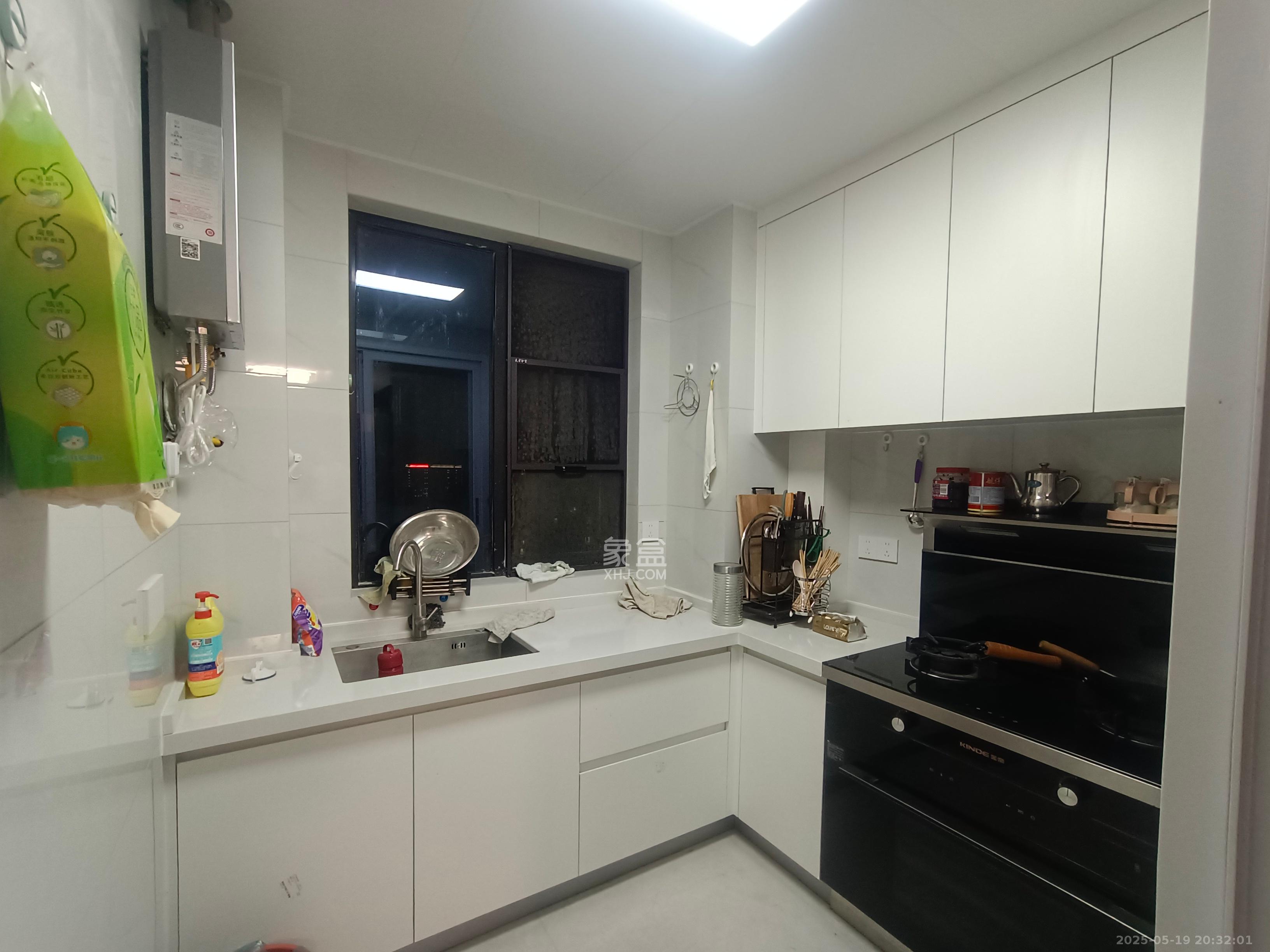 旭辉美的东樾城 4室2厅2卫 3400.0元/月 旭辉美的东樾城 4室2厅2卫 3400.0元/月室内图