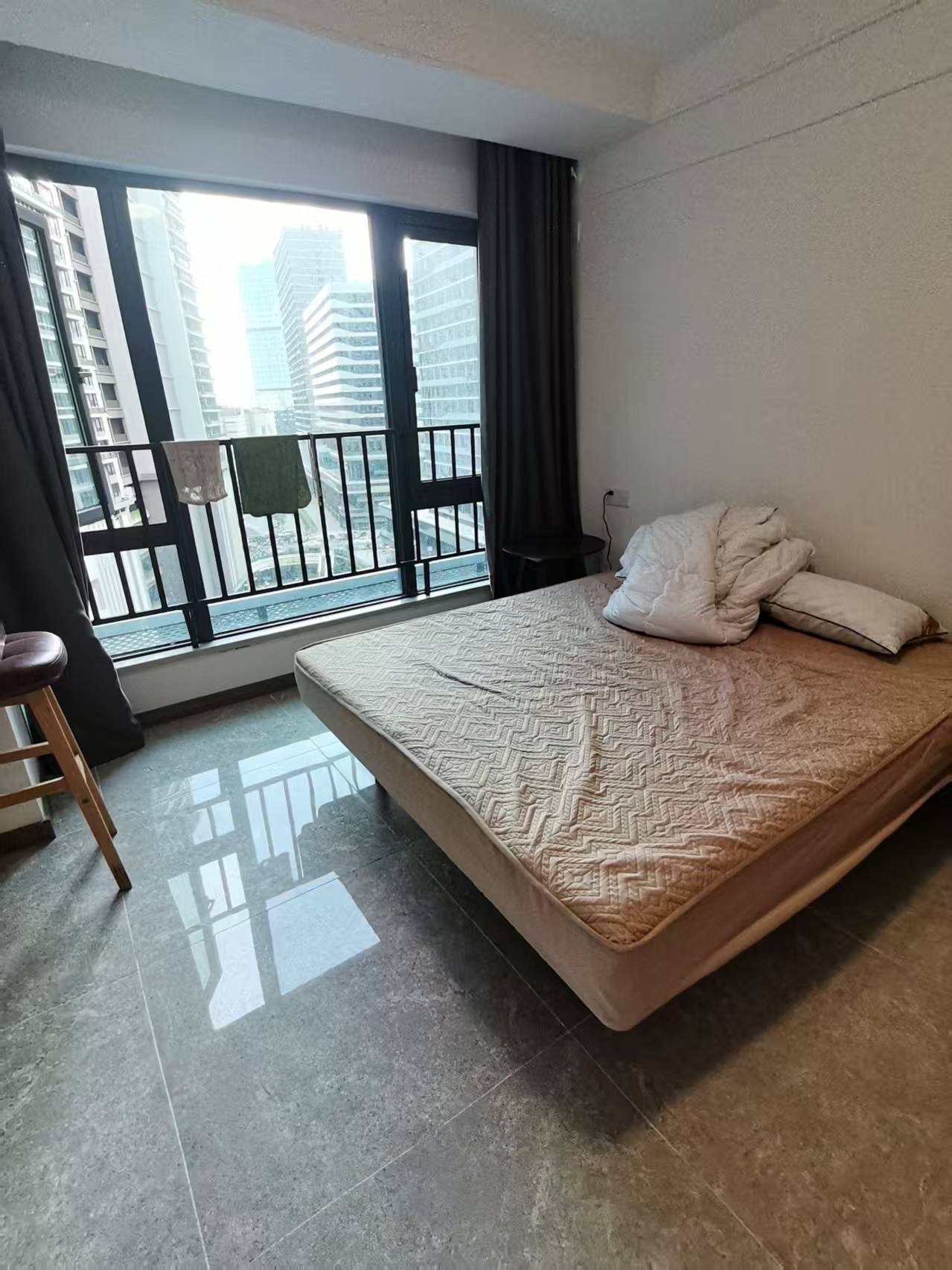 龙湖光年  1室0厅1卫    1700.0元/月室内图
