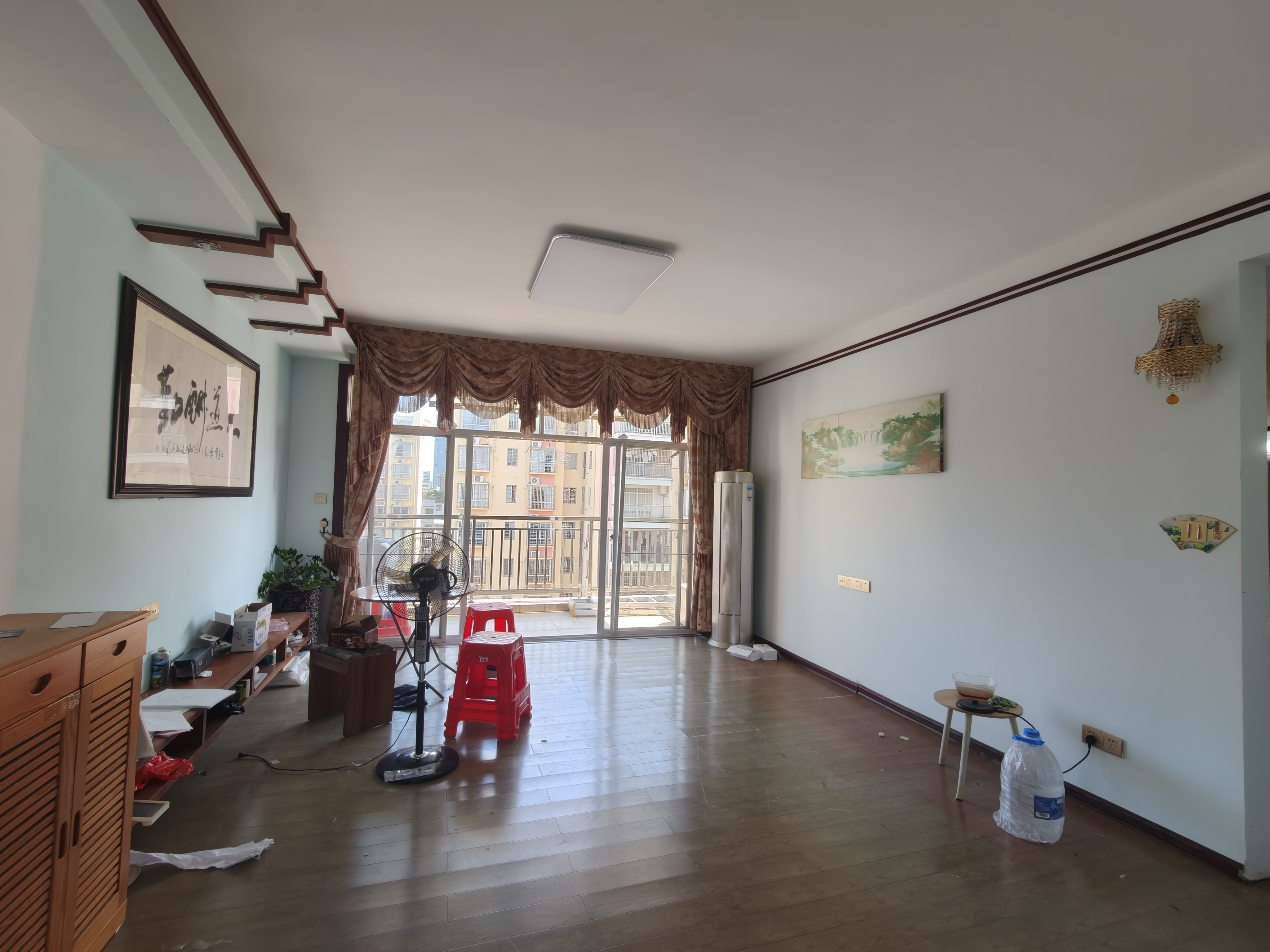 海岛阳光二期 3室2厅2卫 2500.0元/月 海岛阳光二期 3室2厅2卫 2500.0元/月室内图