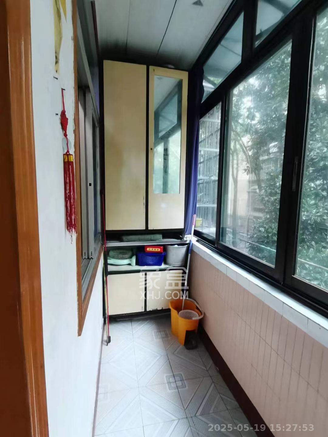 肖家坡宿舍(原湖南省机械研究所肖家坡宿舍) 3室2厅1卫 1500.0元/月 肖家坡宿舍(原湖南省机械研究所肖家坡宿舍) 3室2厅1卫 1500.0元/月室内图