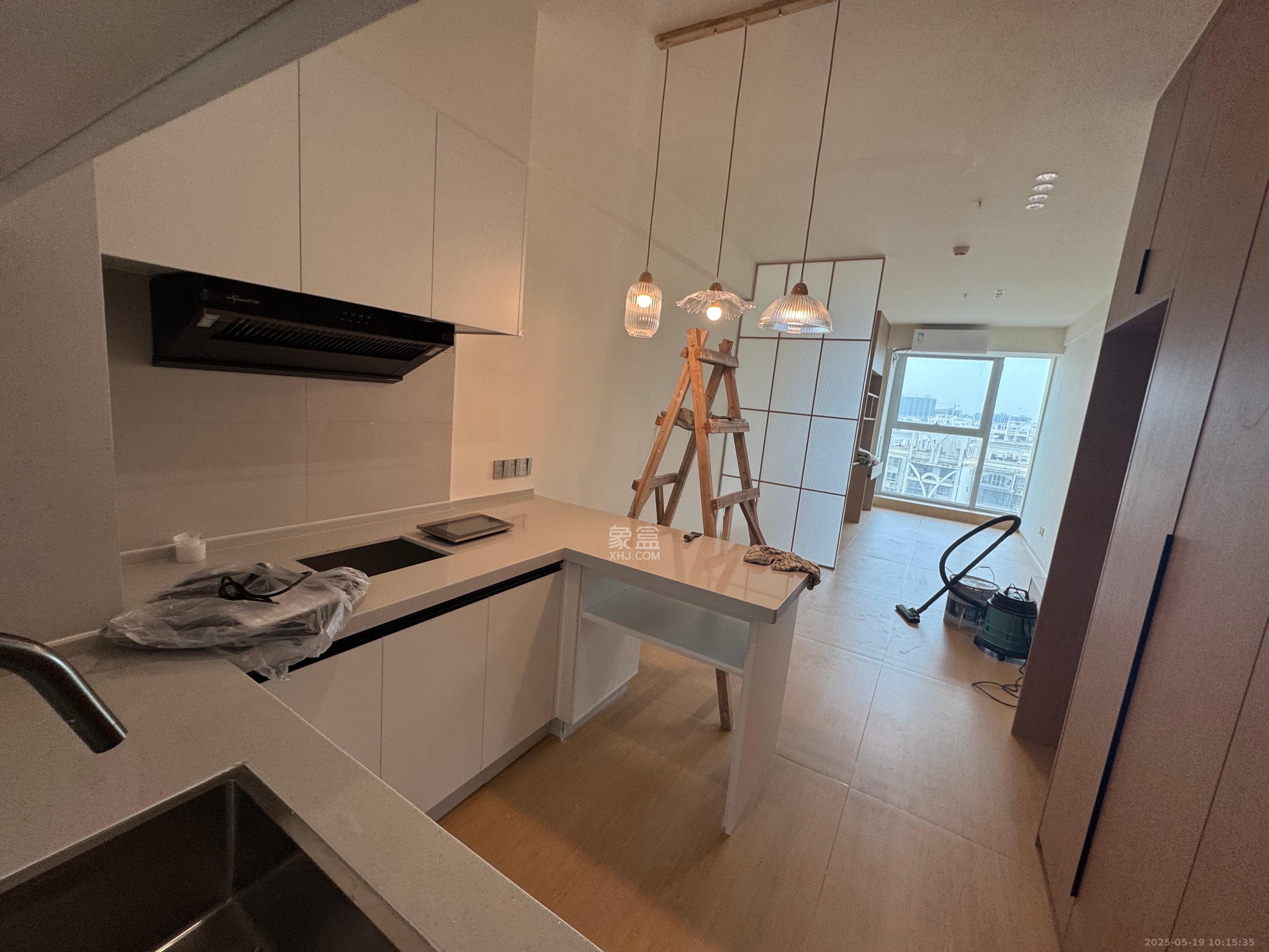 恒大誉府(融誉商业中心) 1室0厅0卫 2000.0元/月 恒大誉府(融誉商业中心) 1室0厅0卫 2000.0元/月室内图