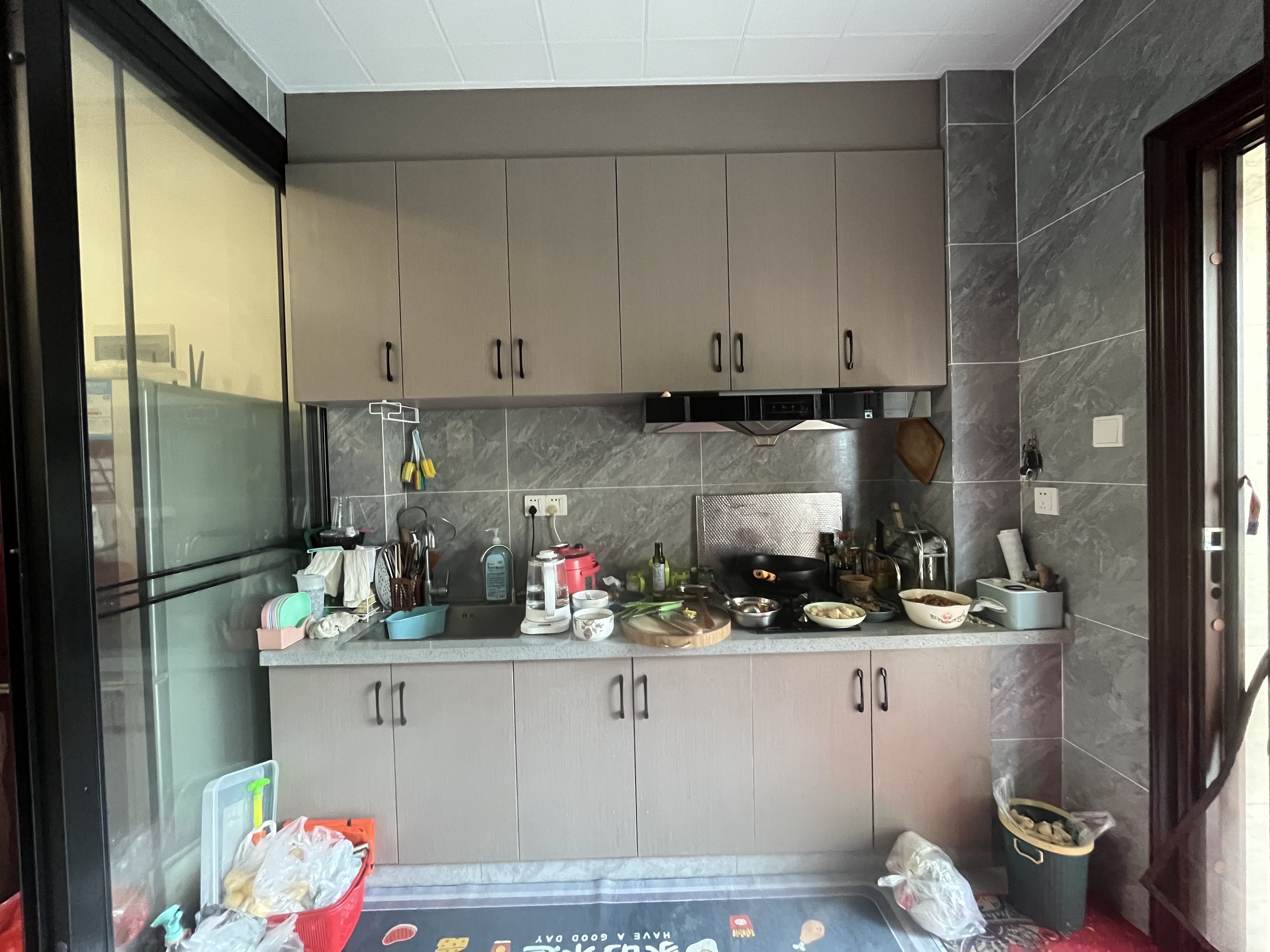 青春里  2室1厅1卫    48.0万 青春里  2室1厅1卫    48.0万客厅