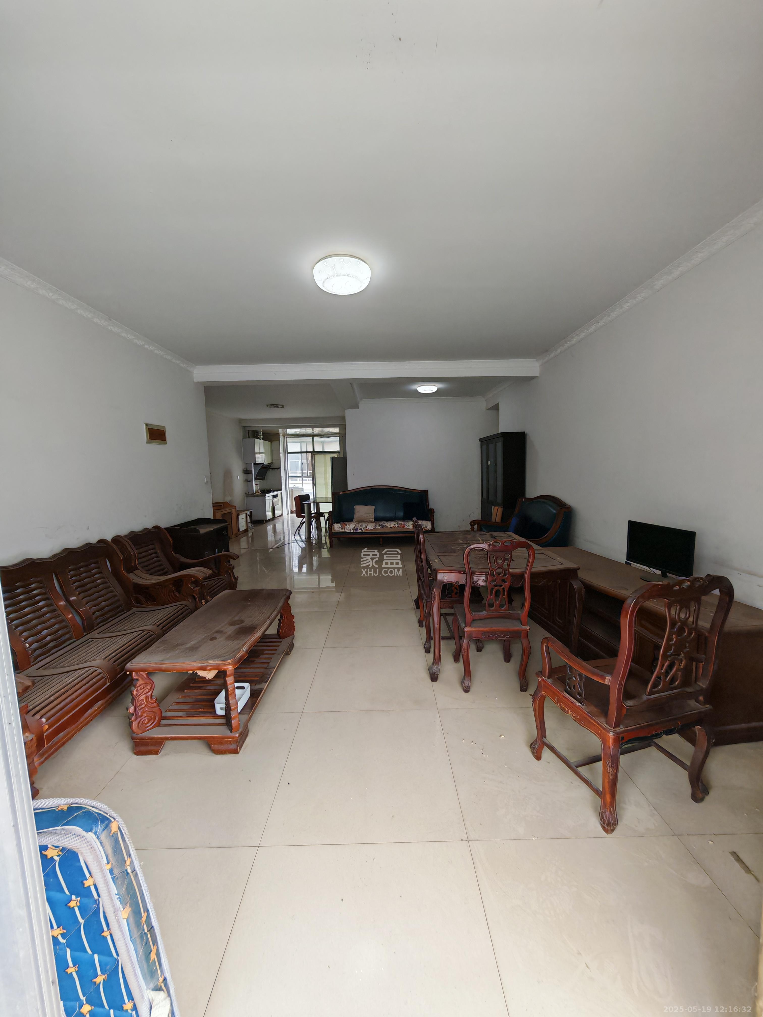 锑都家园 3室2厅2卫 1600.0元/月 锑都家园 3室2厅2卫 1600.0元/月室内图