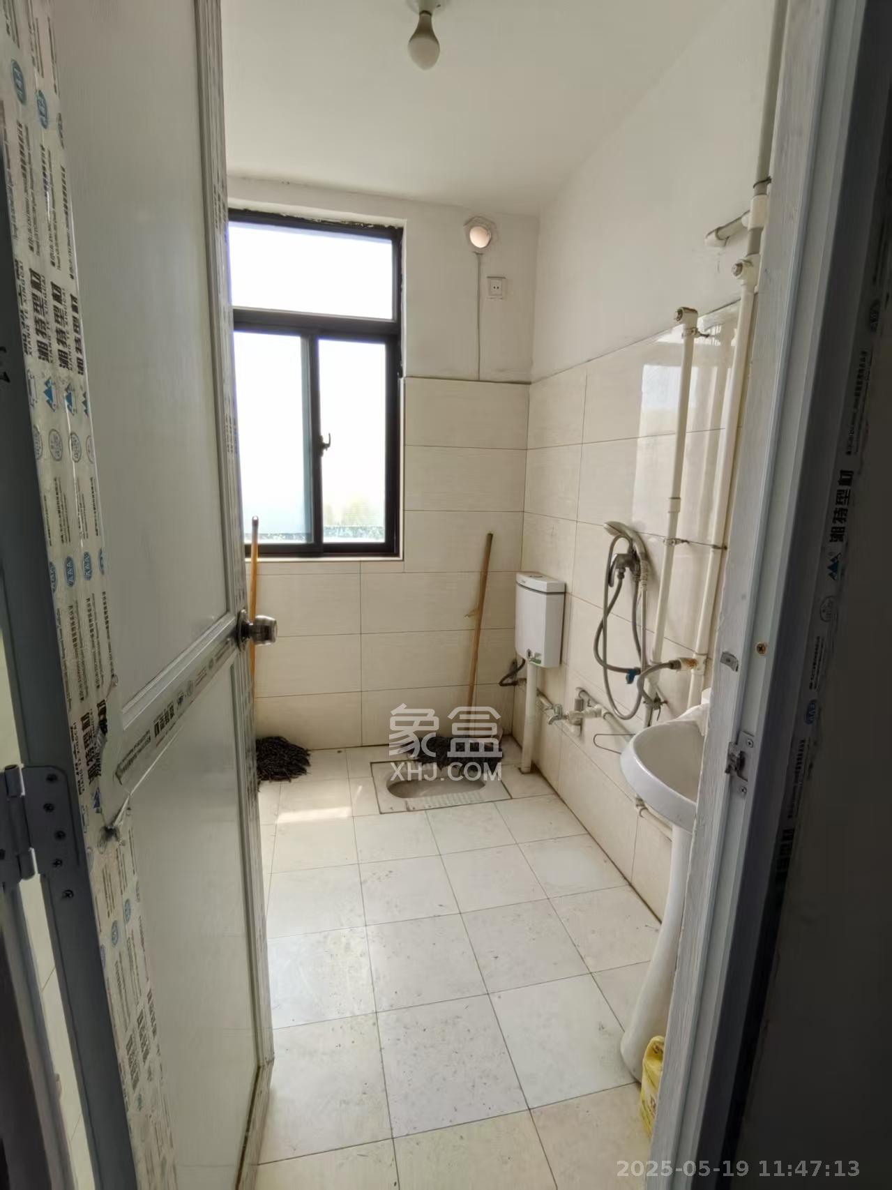 康桥长郡 4室2厅2卫 1400.0元/月 康桥长郡 4室2厅2卫 1400.0元/月室内图