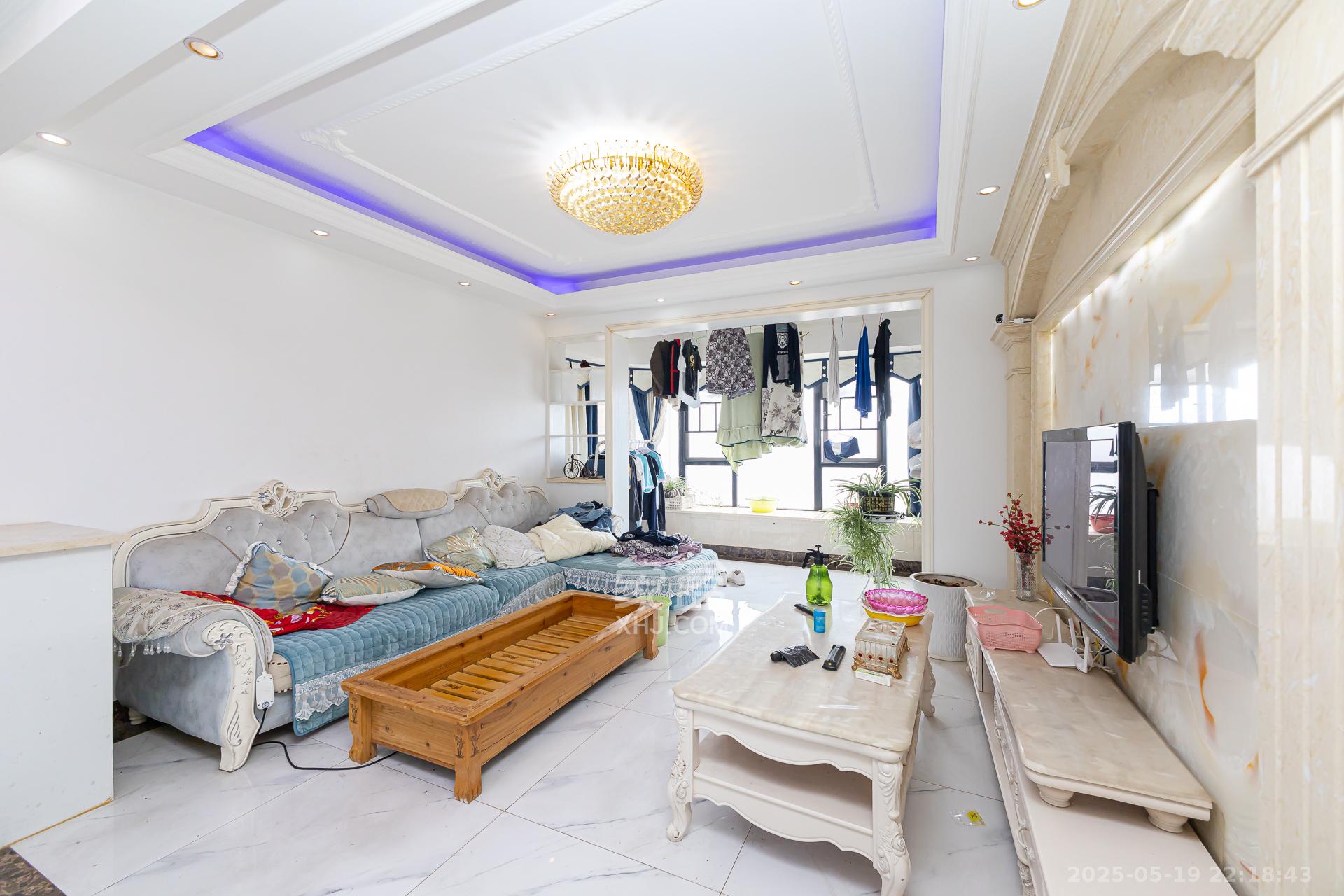 润和之悦(金泽园) 3室2厅2卫 84.8万 润和之悦(金泽园) 3室2厅2卫 84.8万客厅