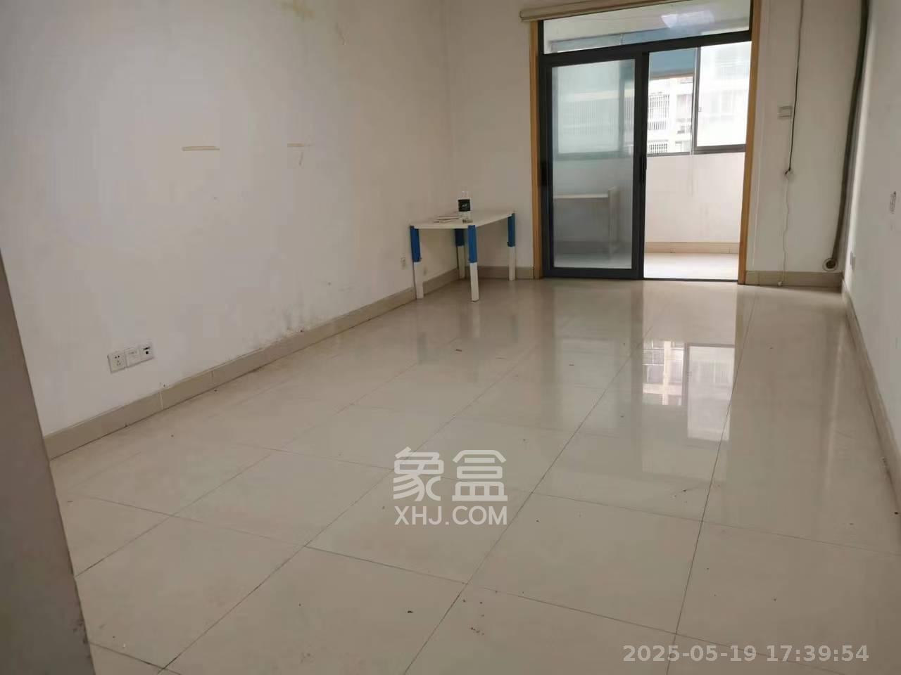 人瑞潇湘国际 1室0厅0卫 1600.0元/月 人瑞潇湘国际 1室0厅0卫 1600.0元/月室内图