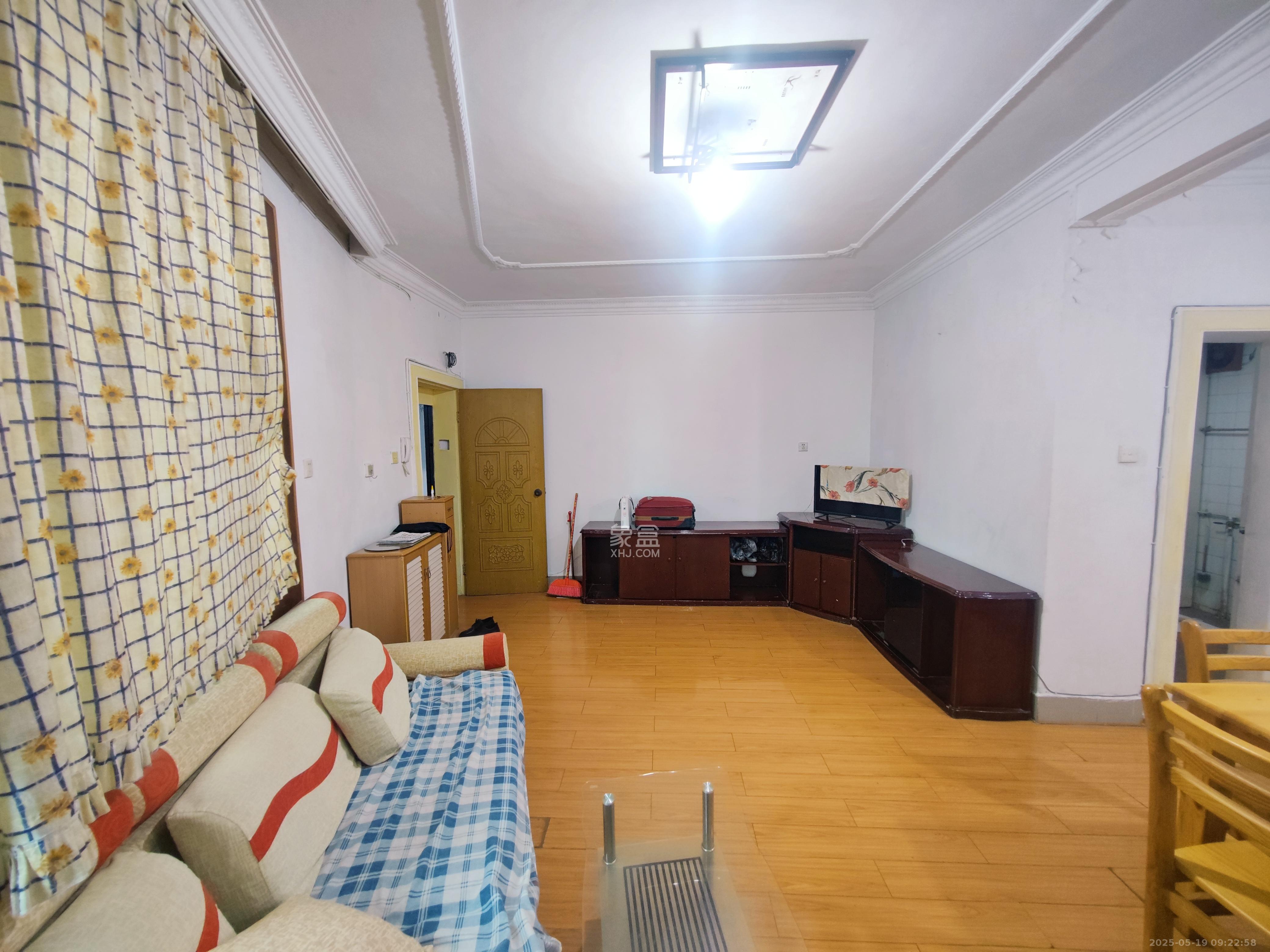 省粮食局宿舍北院  2室1厅1卫    1800.0元/月室内图