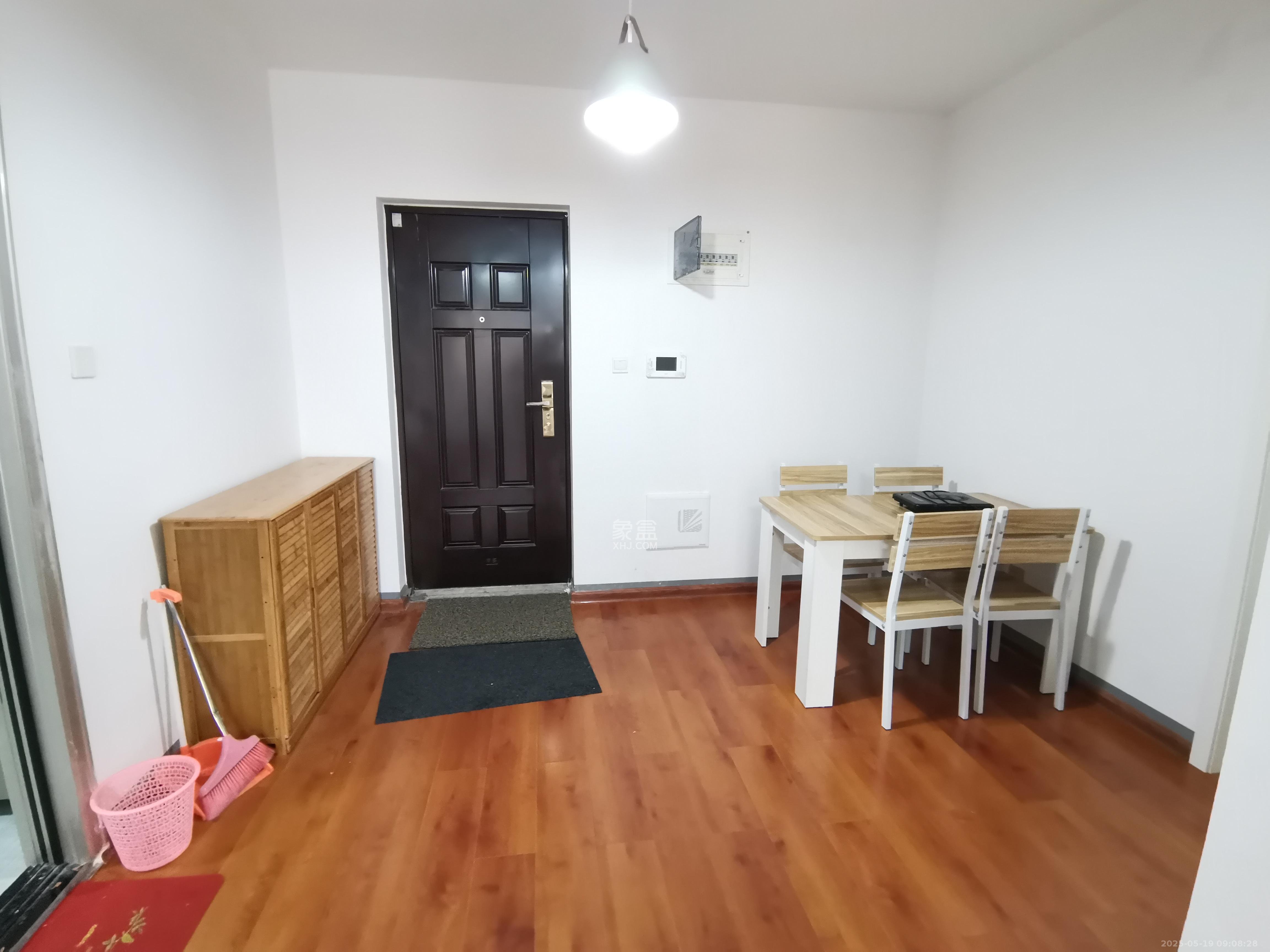 金地格林公馆  3室2厅1卫    2600.0元/月 金地格林公馆  3室2厅1卫    2600.0元/月室内图