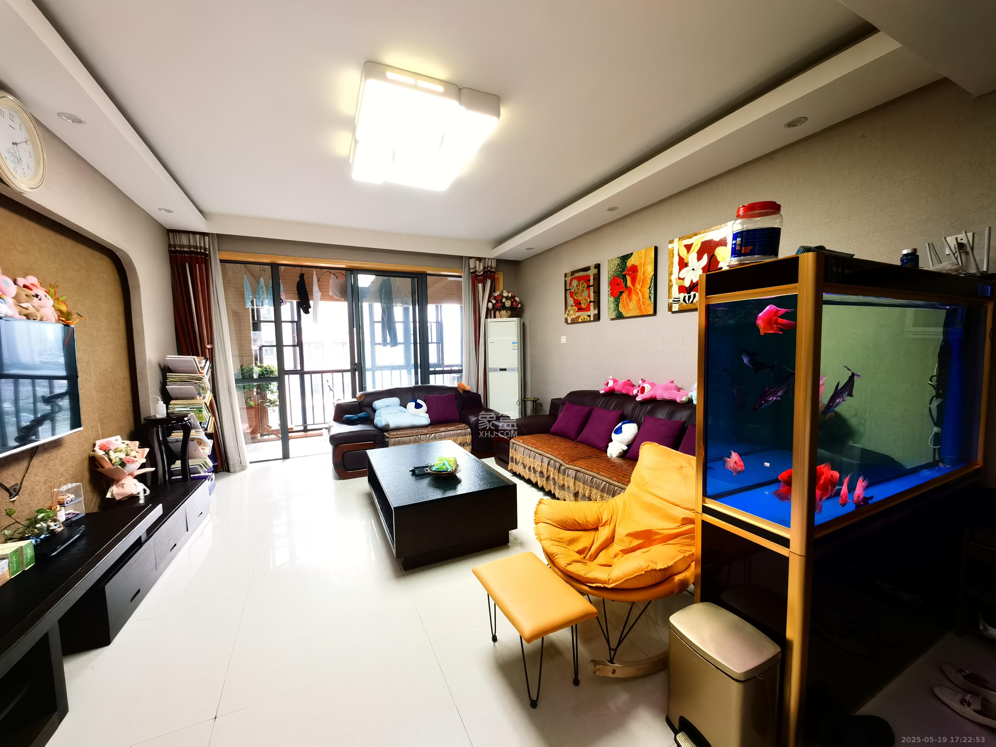 中城丽景香山园  3室2厅2卫   3600.00元/月