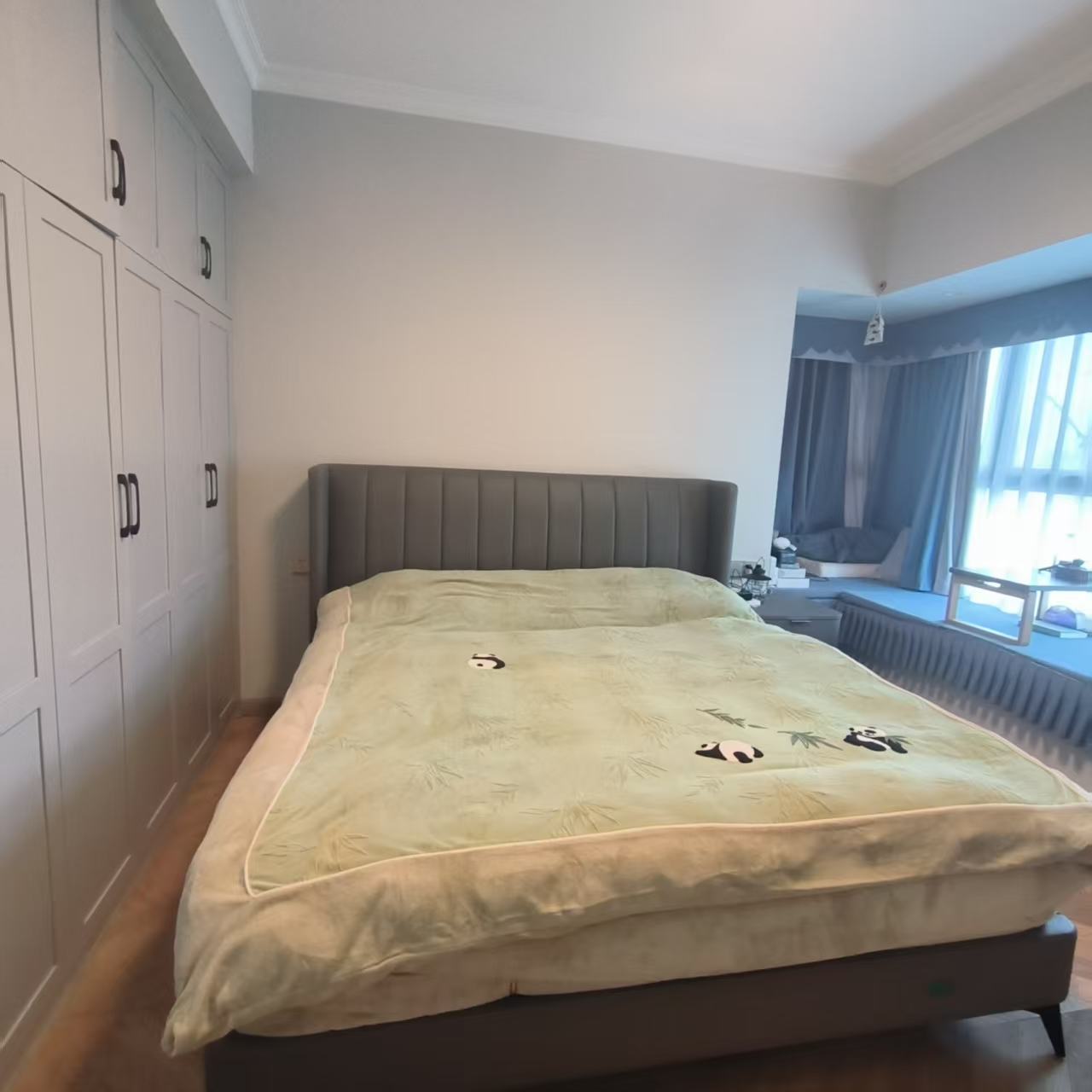 金河湾1881  3室2厅2卫   80.00万室内图1