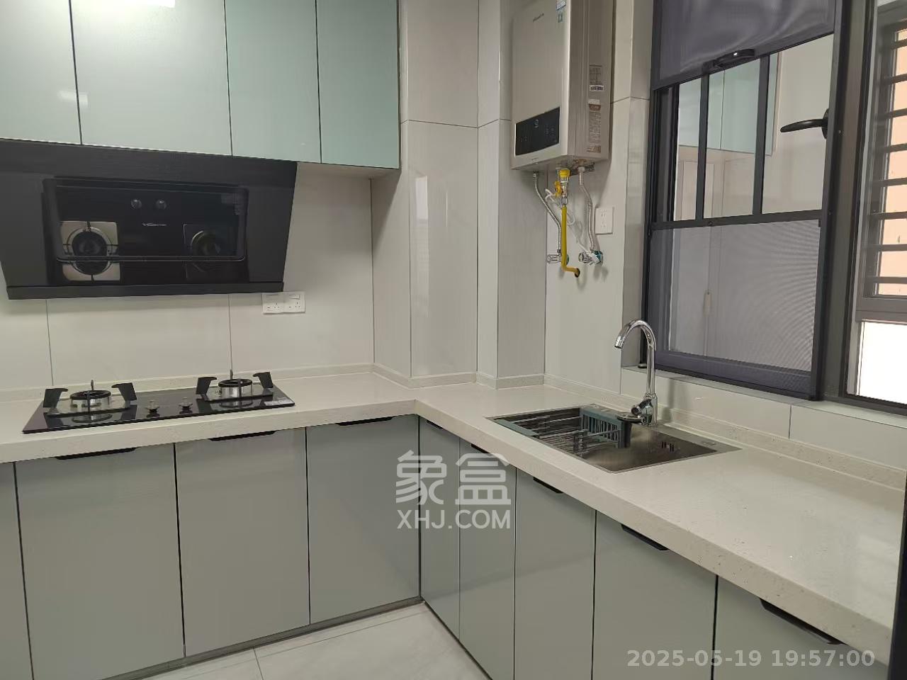 岭福家苑（天心佳苑）  4室2厅2卫    3500.0元/月室内图