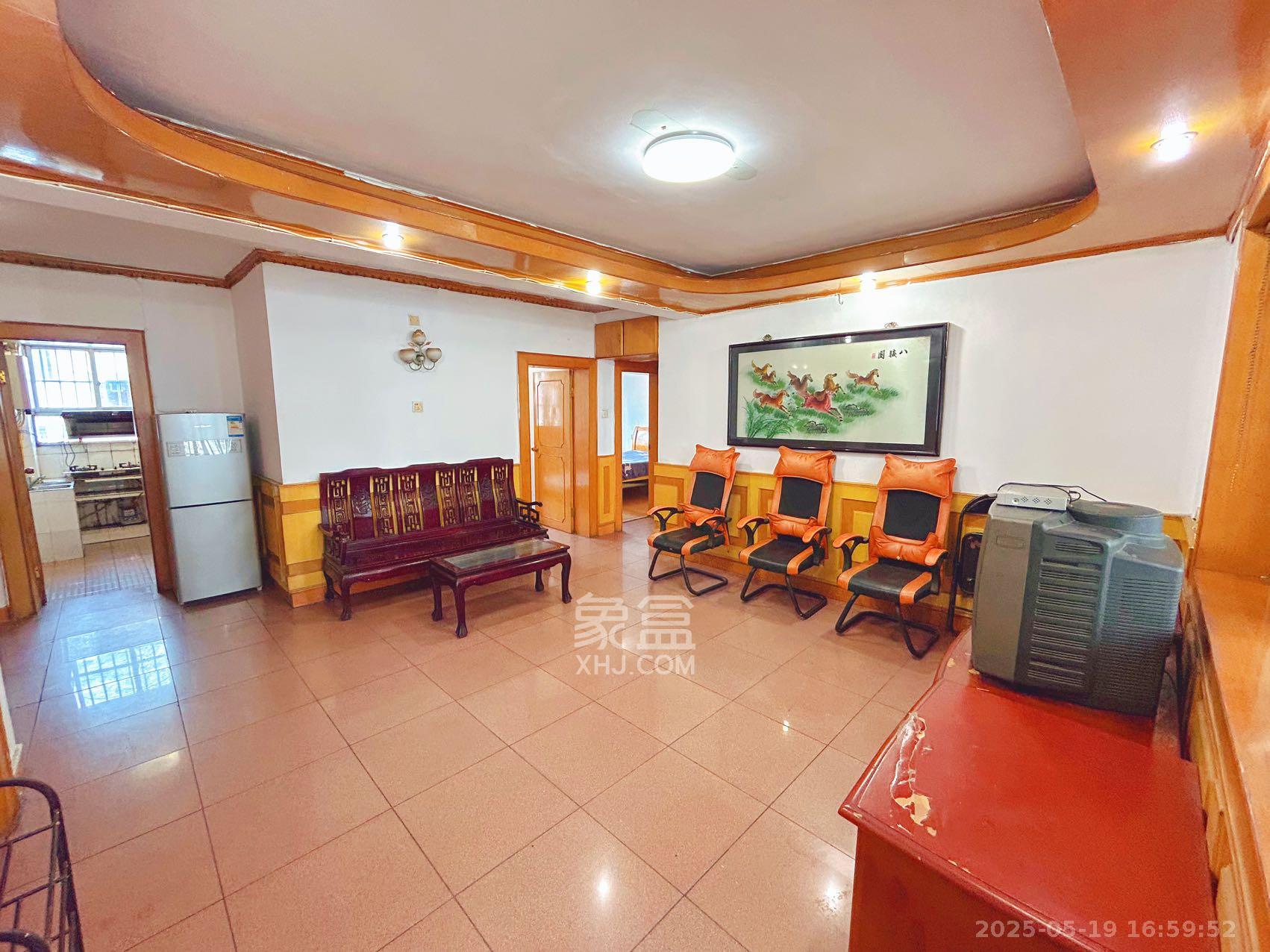 陈家湖小区 3室1厅1卫 1980.0元/月 陈家湖小区 3室1厅1卫 1980.0元/月室内图