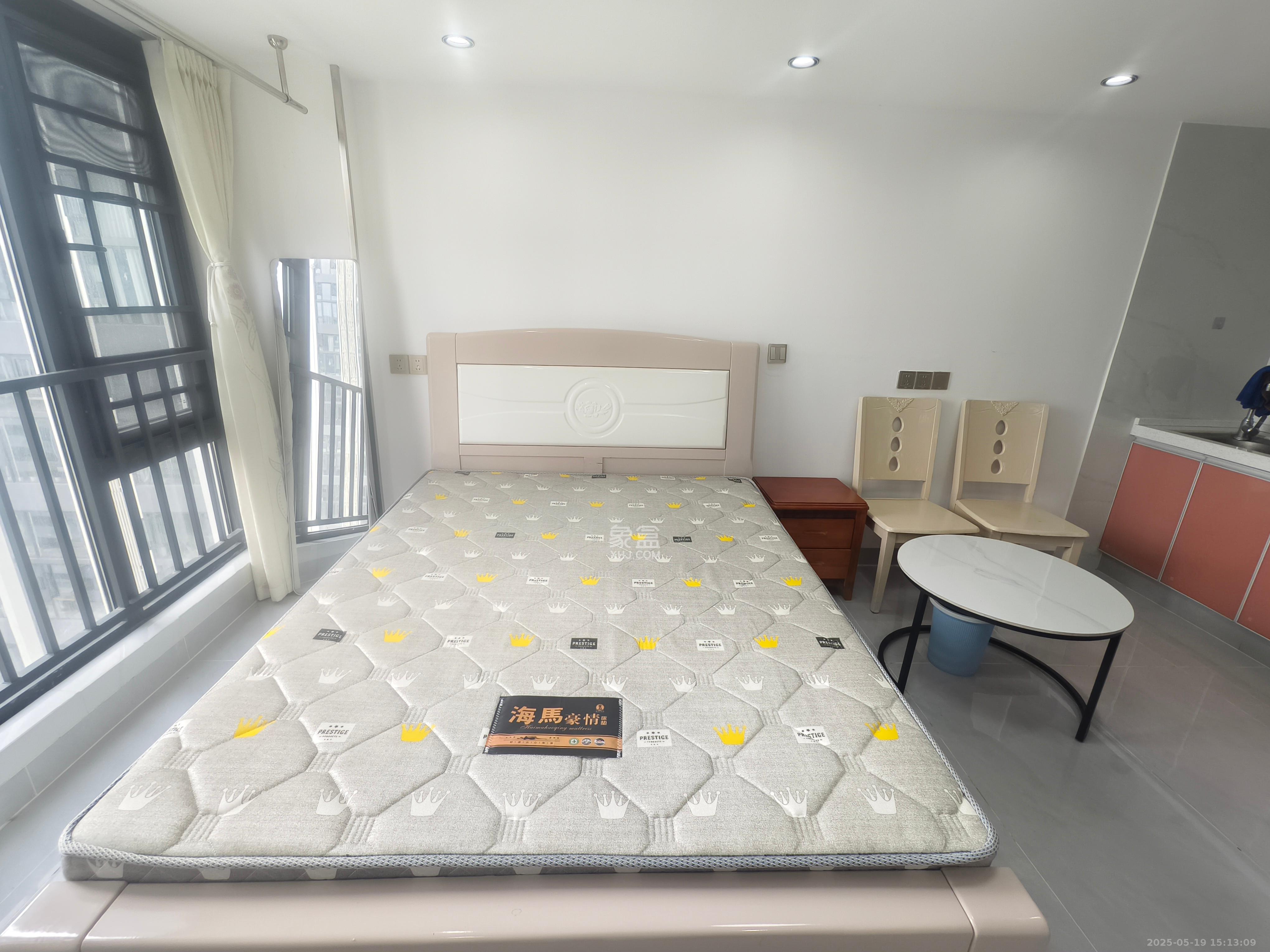保利恒伟时光印象  1室1厅1卫   1100.00元/月室内图