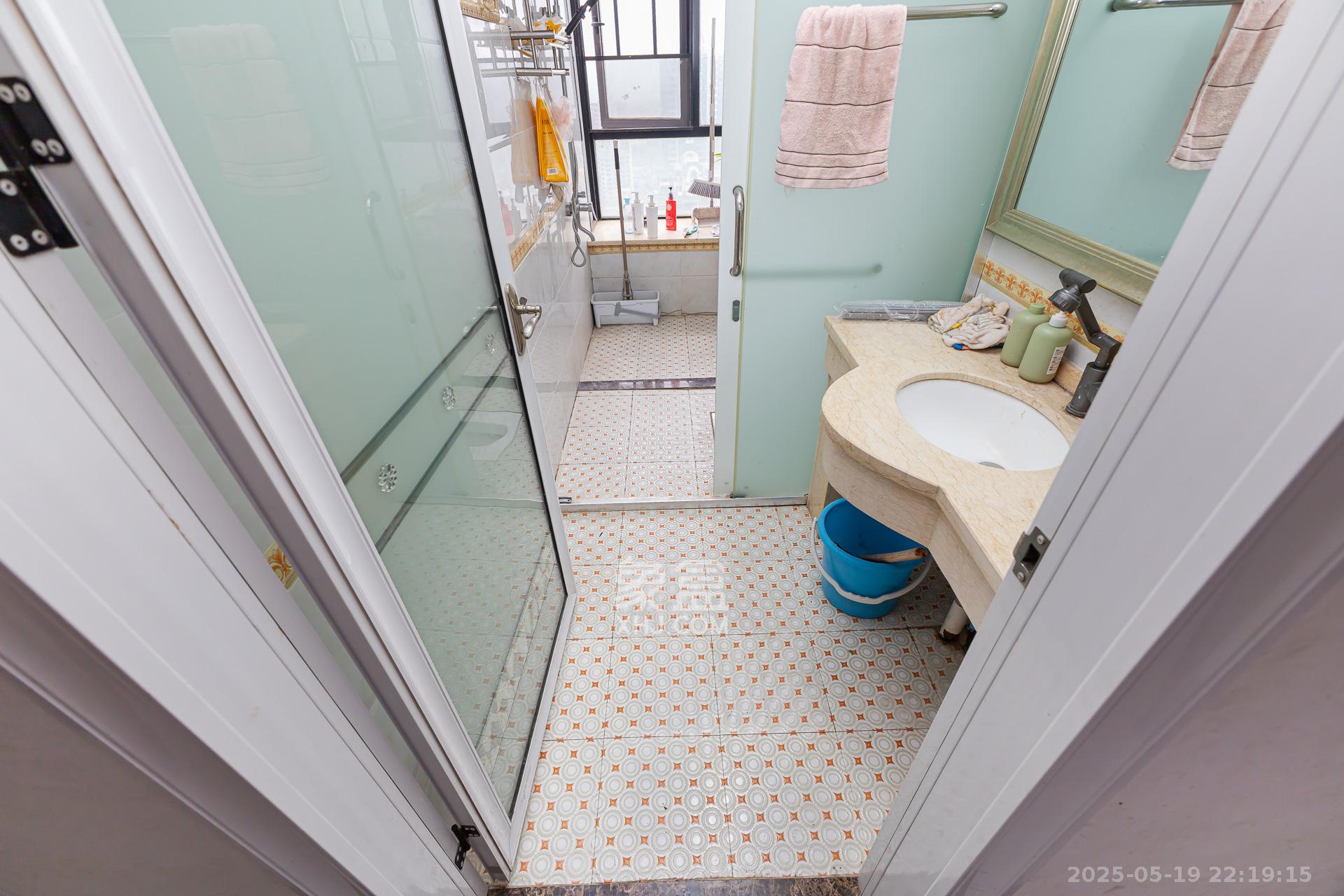 润和之悦(金泽园) 3室2厅2卫 84.8万 润和之悦(金泽园) 3室2厅2卫 84.8万卫生间