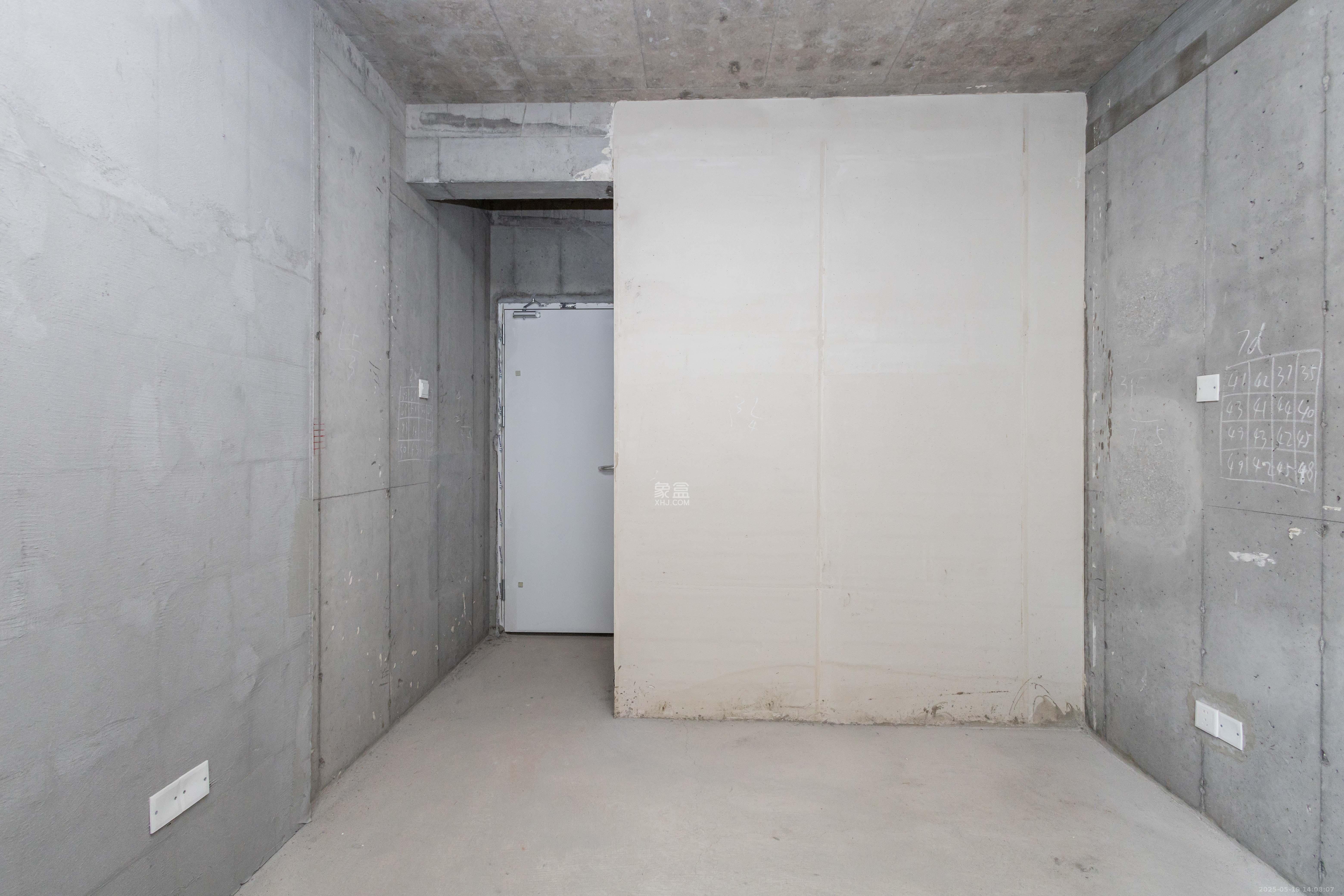 华远碧桂园海蓝城二期  3室2厅2卫    59.0万 华远碧桂园海蓝城二期  3室2厅2卫    59.0万卧室