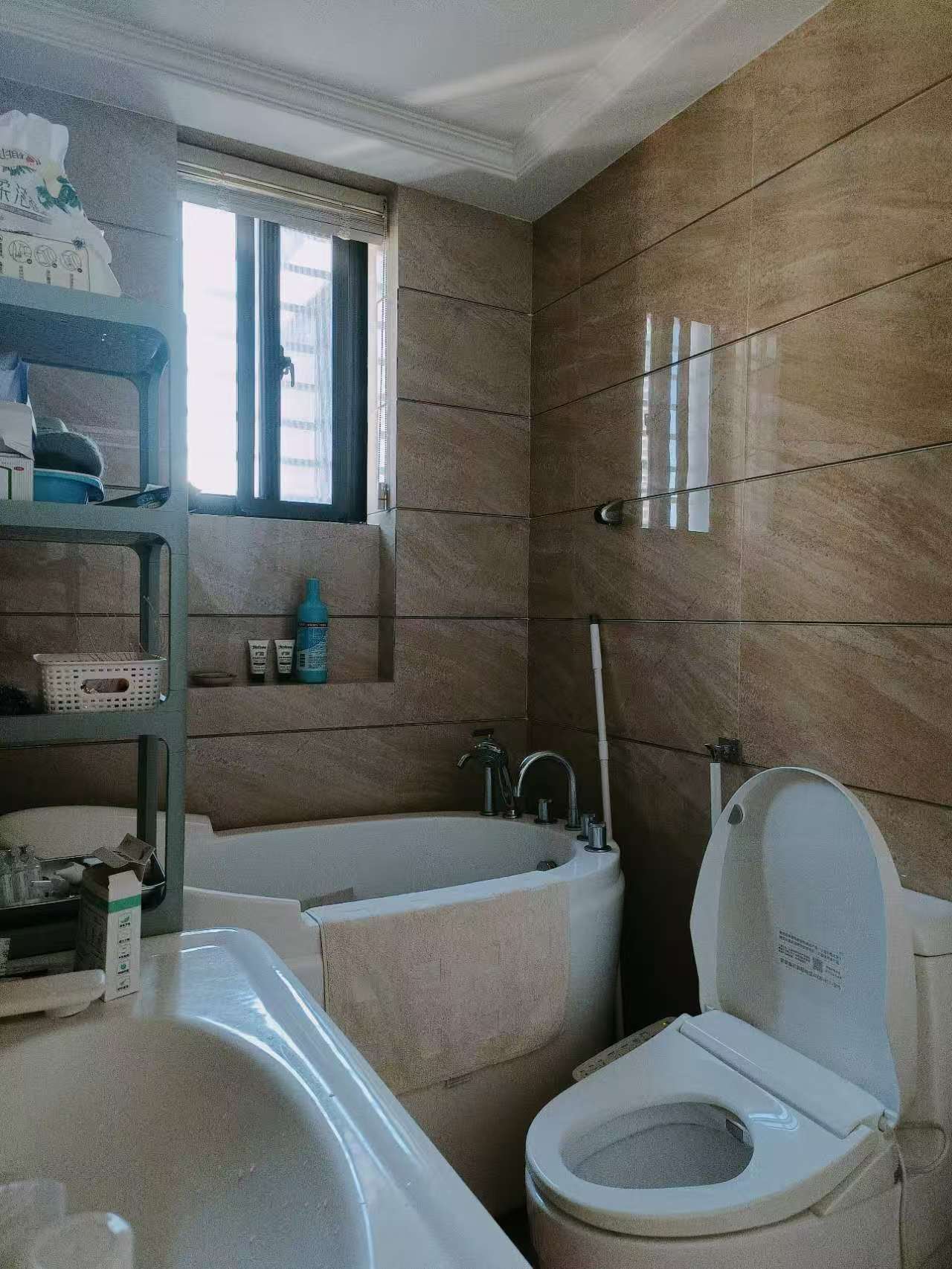 环强御景湾  3室2厅2卫    248.0万 环强御景湾  3室2厅2卫    248.0万室内图