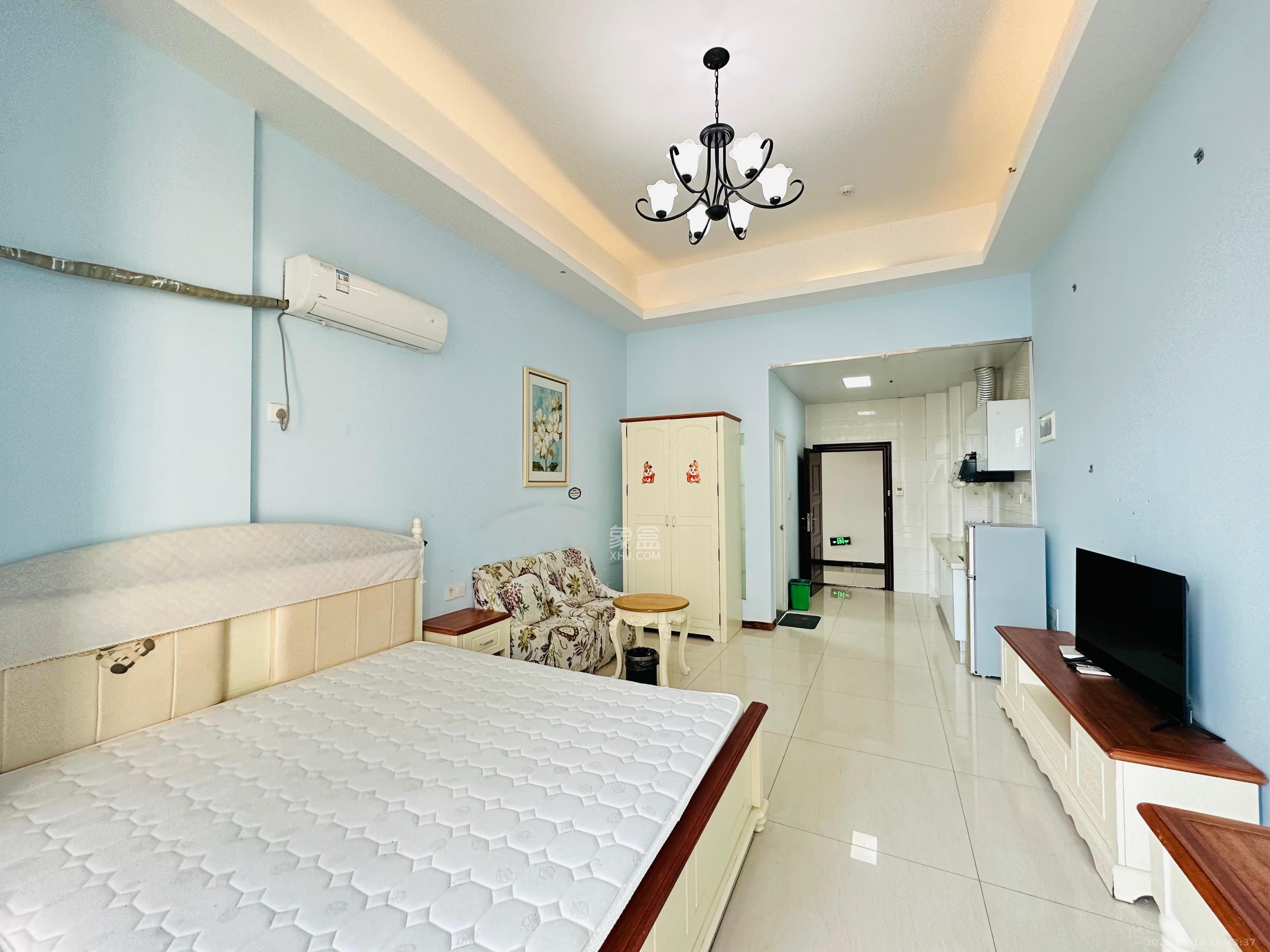 华侨假日中心(晟华苑) 1室1厅1卫 1500.0元/月 华侨假日中心(晟华苑) 1室1厅1卫 1500.0元/月室内图