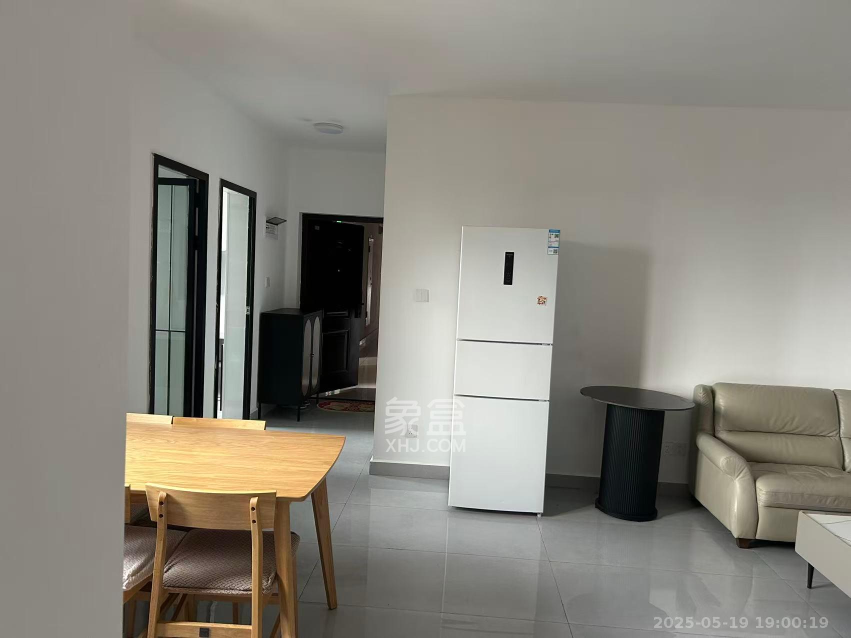 金塘家园 2室1厅1卫 2300.0元/月 金塘家园 2室1厅1卫 2300.0元/月室内图