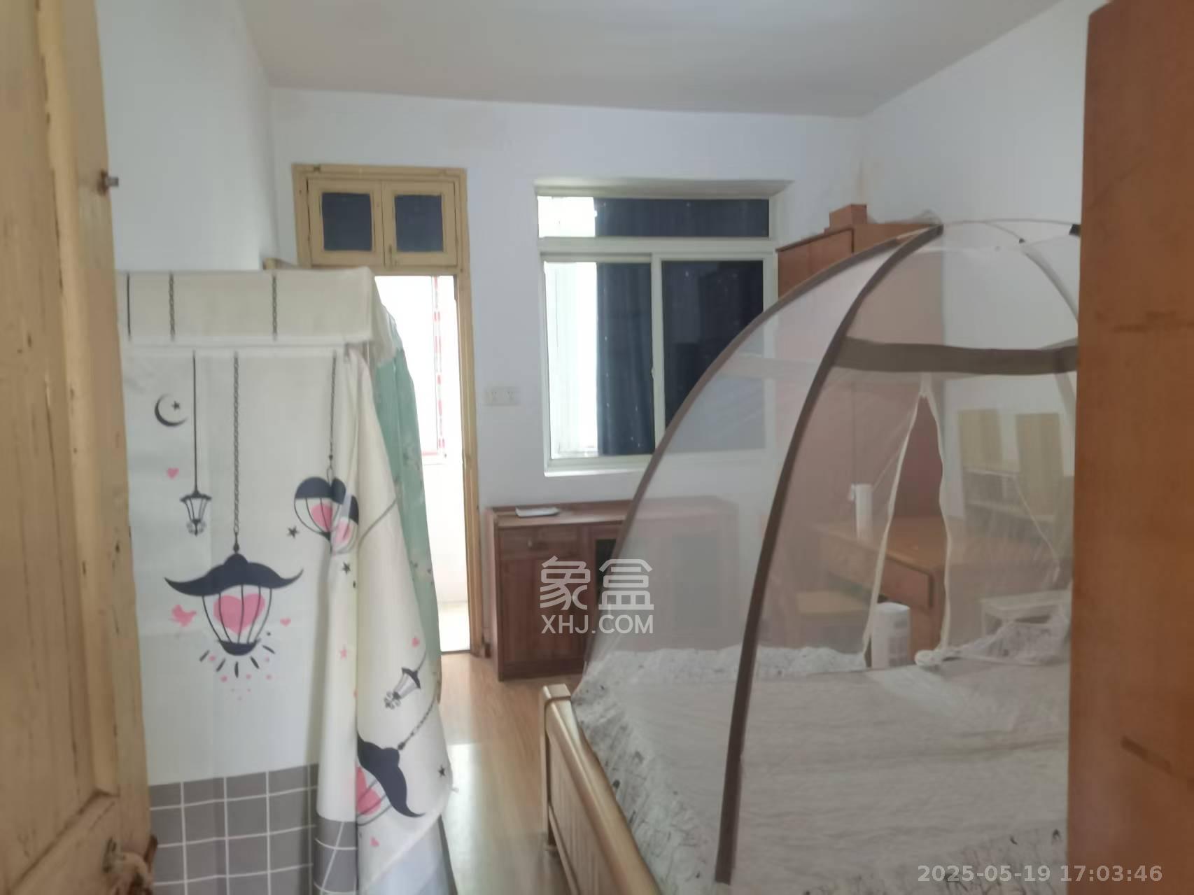 湖南中医药大学东塘住宅区 1室1厅1卫 1500.0元/月 湖南中医药大学东塘住宅区 1室1厅1卫 1500.0元/月室内图