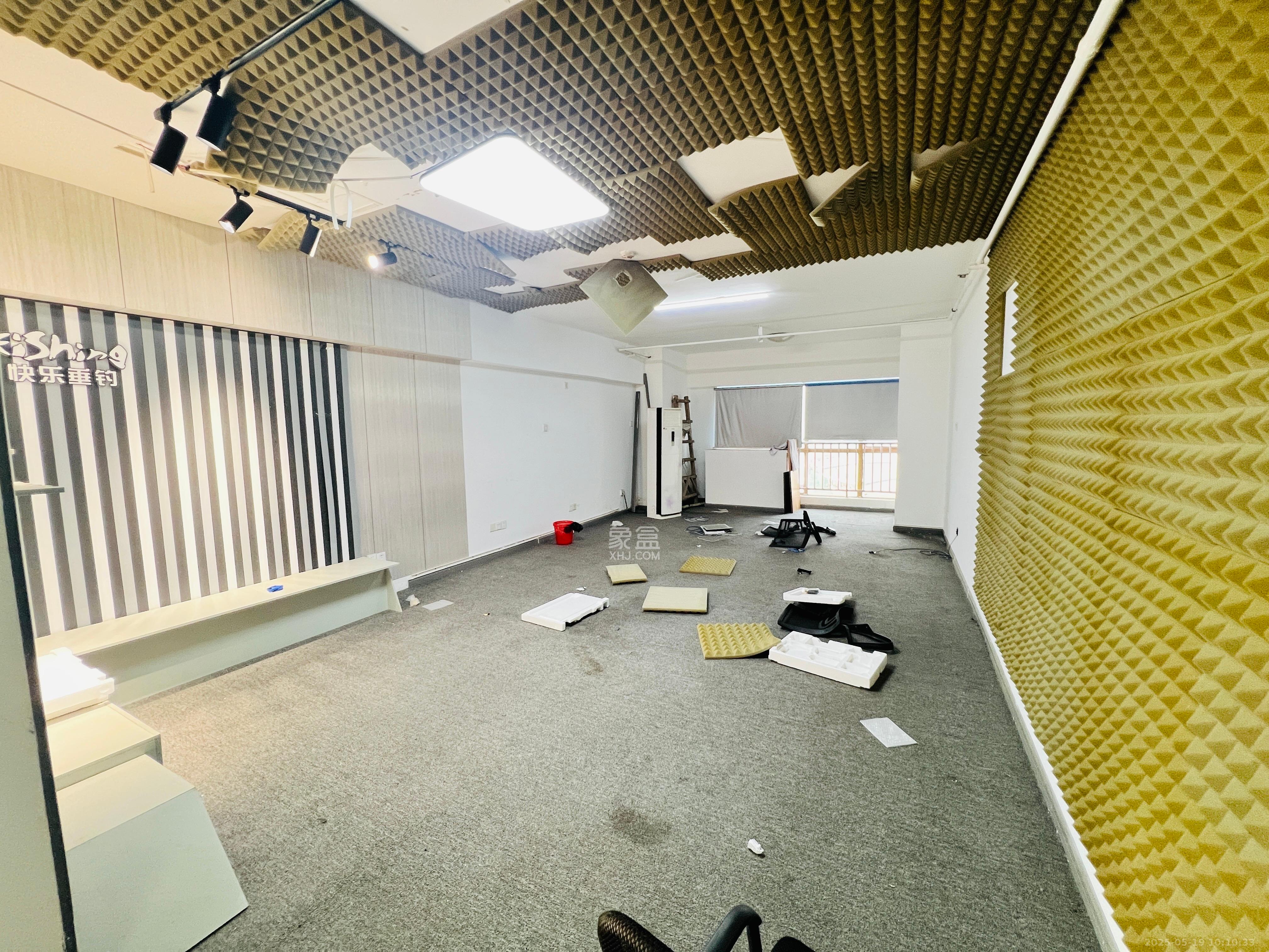 嘉盛国际广场 1室1厅1卫 9000.0元/月 嘉盛国际广场 1室1厅1卫 9000.0元/月室内图