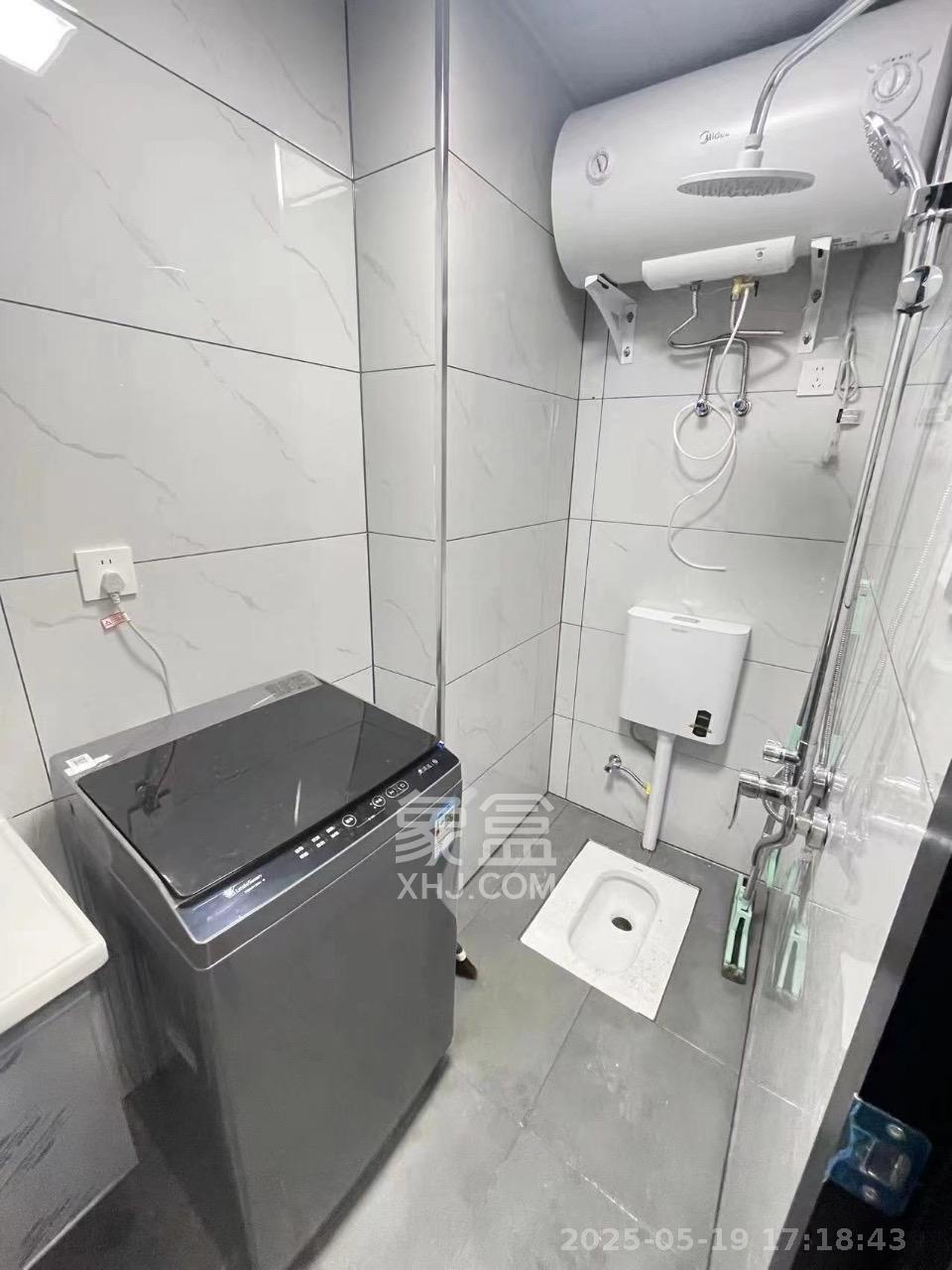 信诚湘江揽月(至善美景大厦) 1室0厅0卫 1300.0元/月 信诚湘江揽月(至善美景大厦) 1室0厅0卫 1300.0元/月室内图