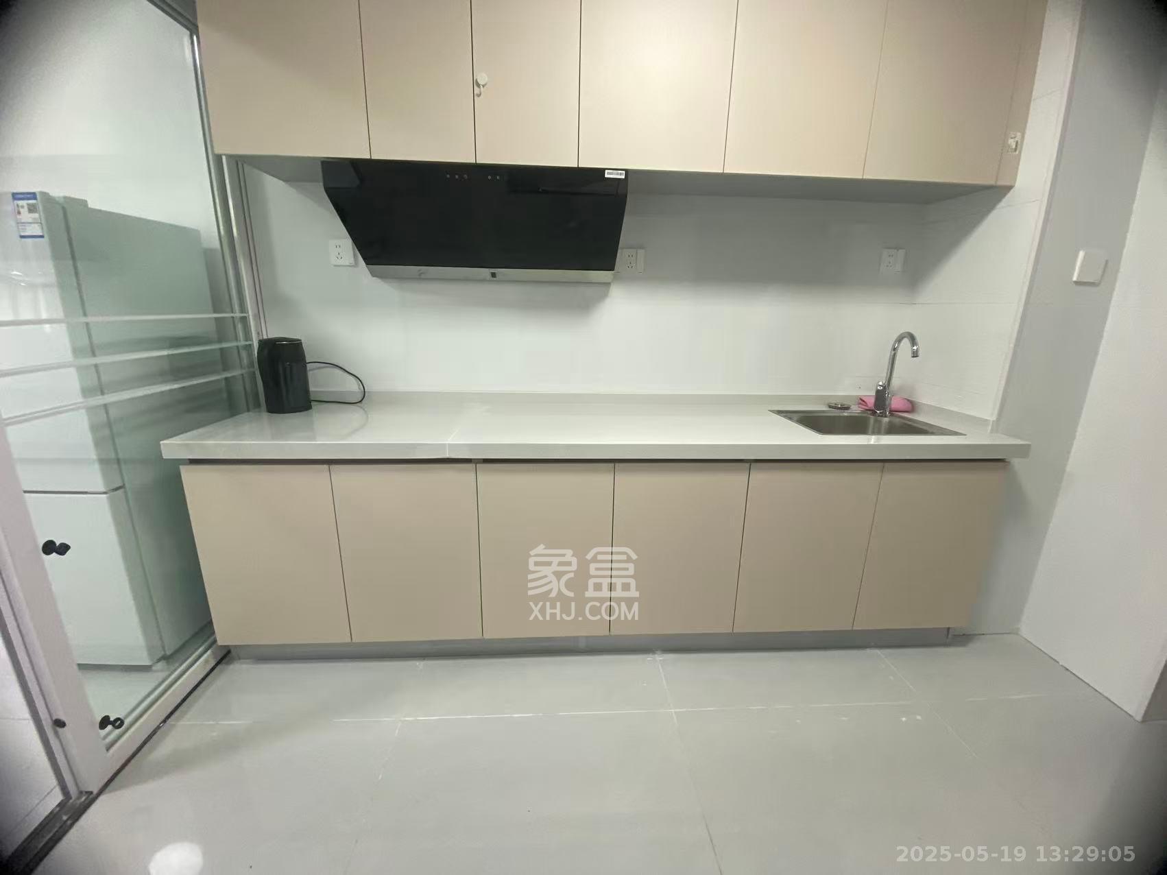 犁头前街36号  1室1厅1卫   1900.00元/月室内图
