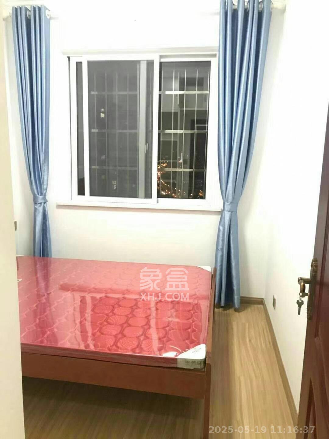 嘉顺苑 3室2厅2卫 2600.0元/月 嘉顺苑 3室2厅2卫 2600.0元/月室内图