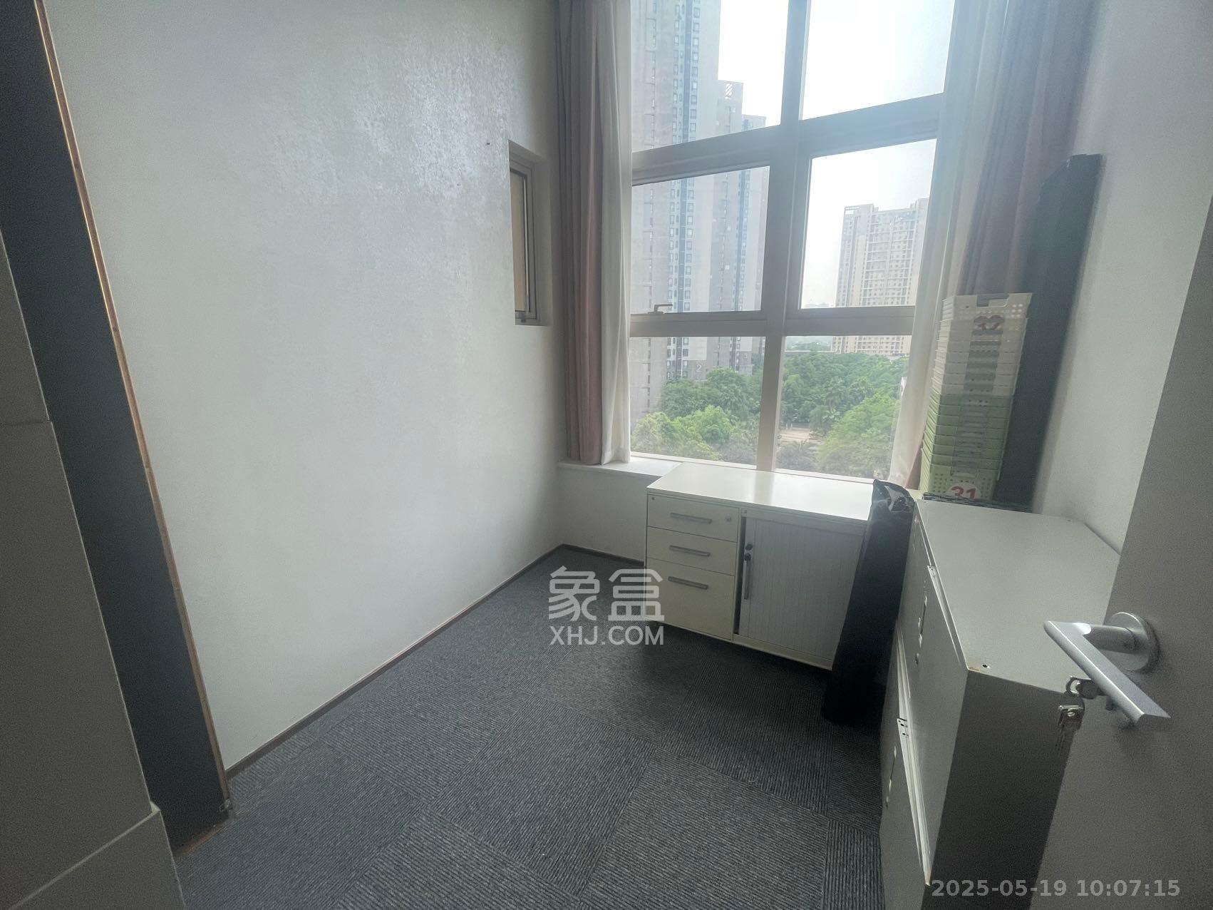 万科城   294.8㎡     15000.00元/月室内图