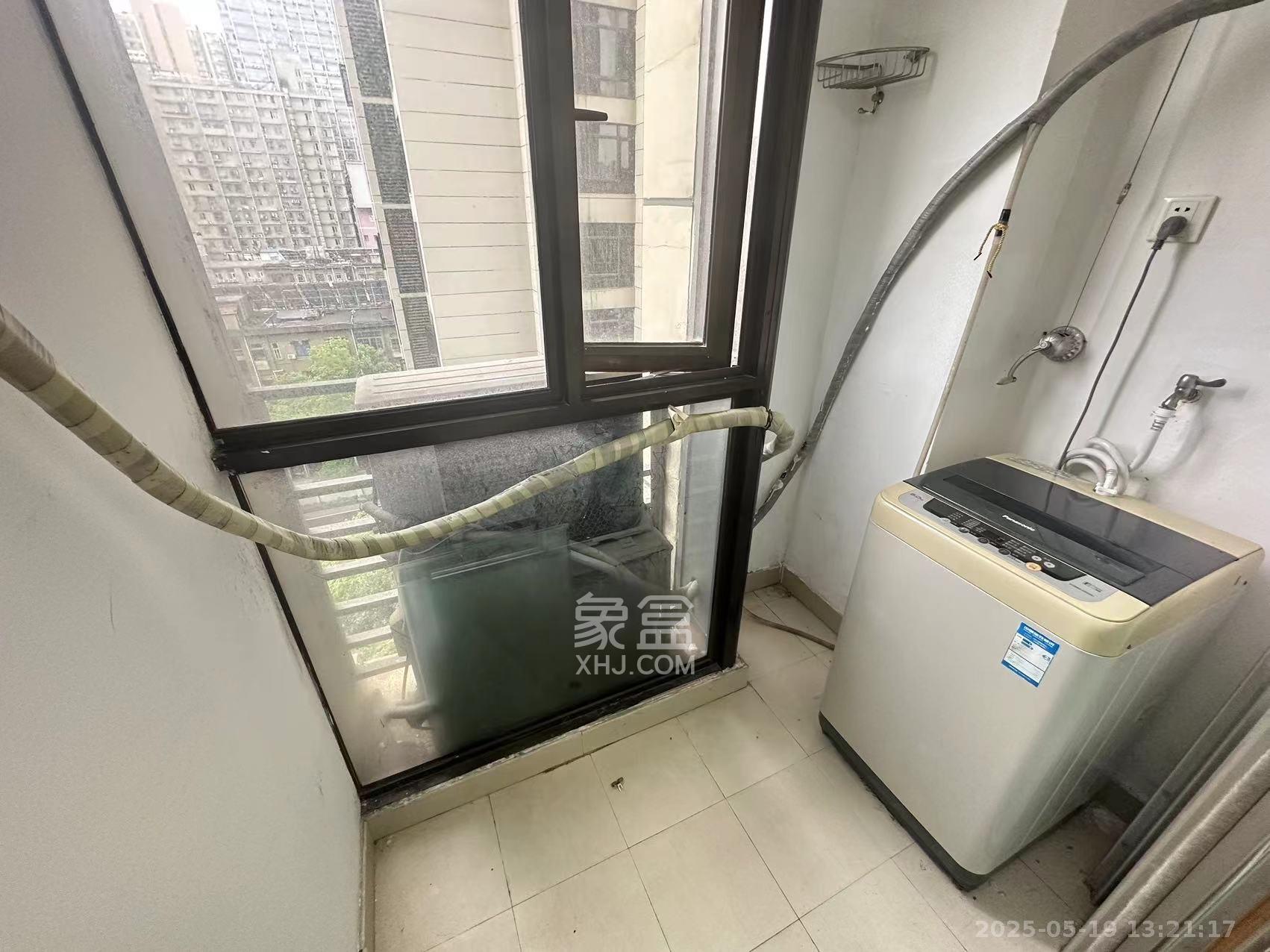 铂宫  2室1厅1卫   2250.00元/月室内图