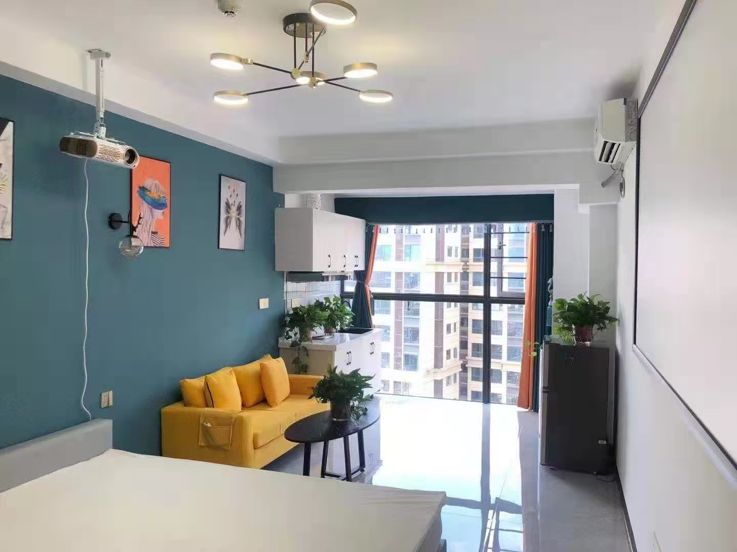 天门中央广场 1室1厅1卫 1500.0元/月 天门中央广场 1室1厅1卫 1500.0元/月室内图