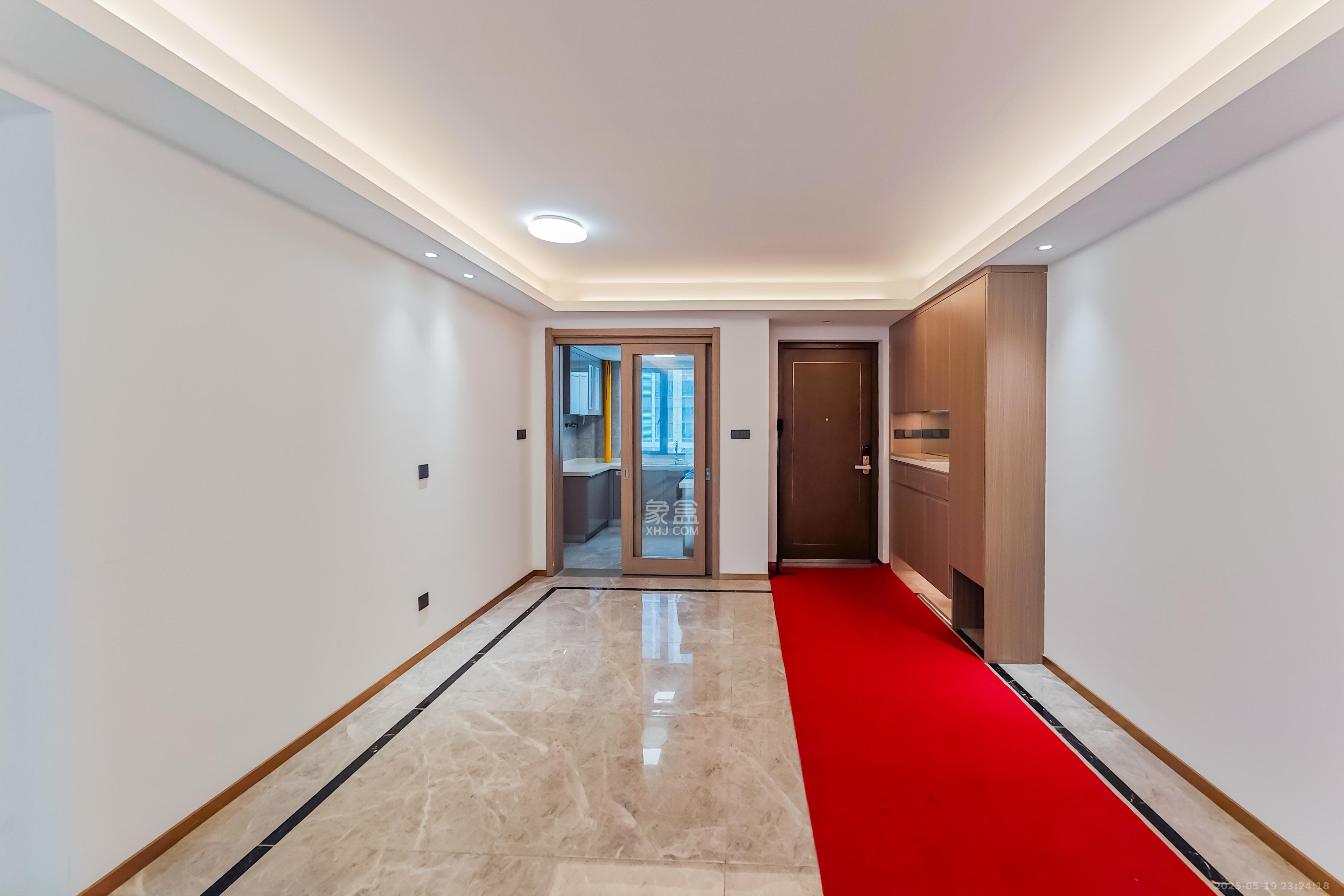 旭辉雨花郡  4室2厅2卫    216.0万 旭辉雨花郡  4室2厅2卫    216.0万客厅