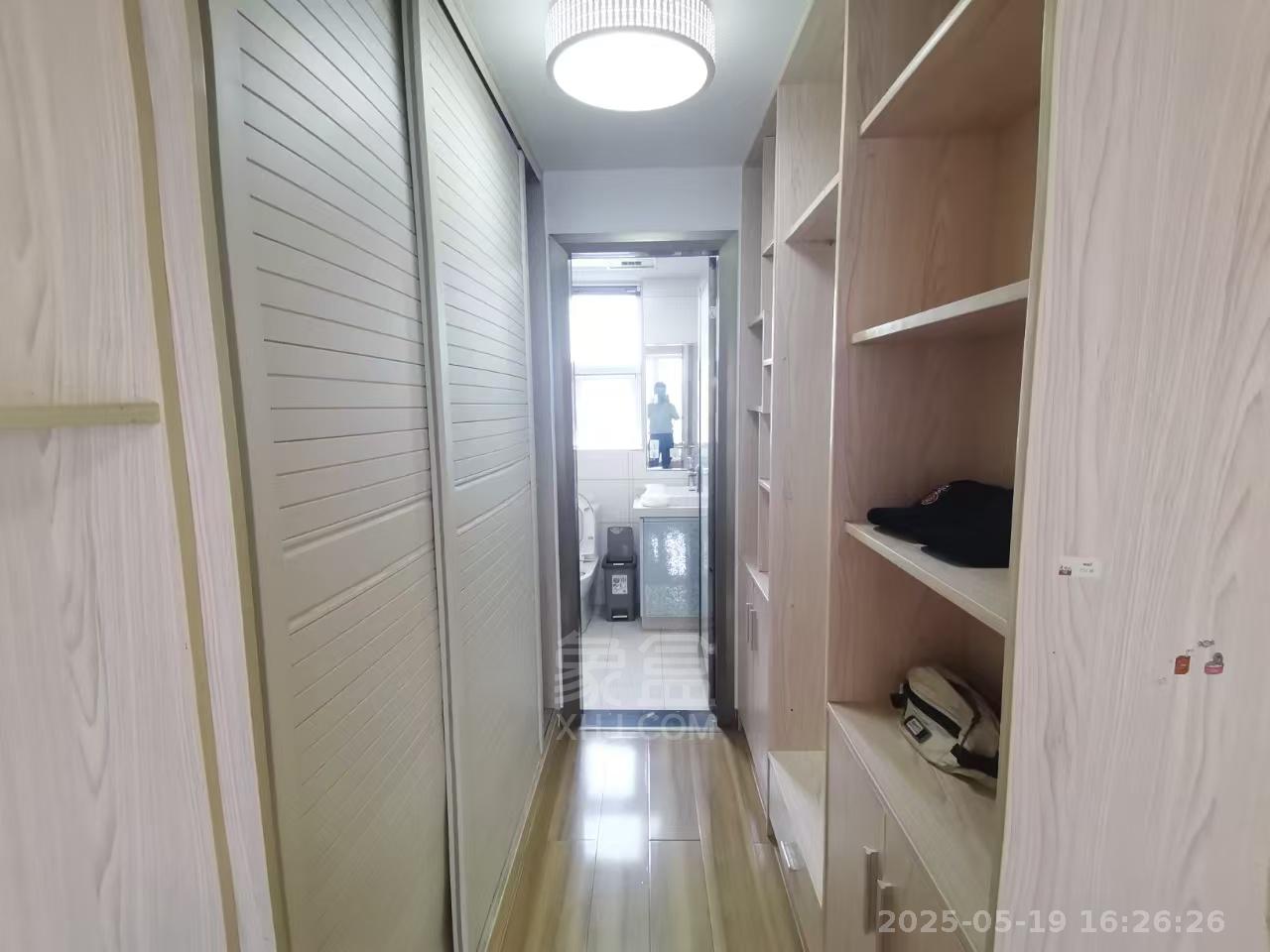 美的城二期 3室2厅2卫 2300.0元/月 美的城二期 3室2厅2卫 2300.0元/月小区图