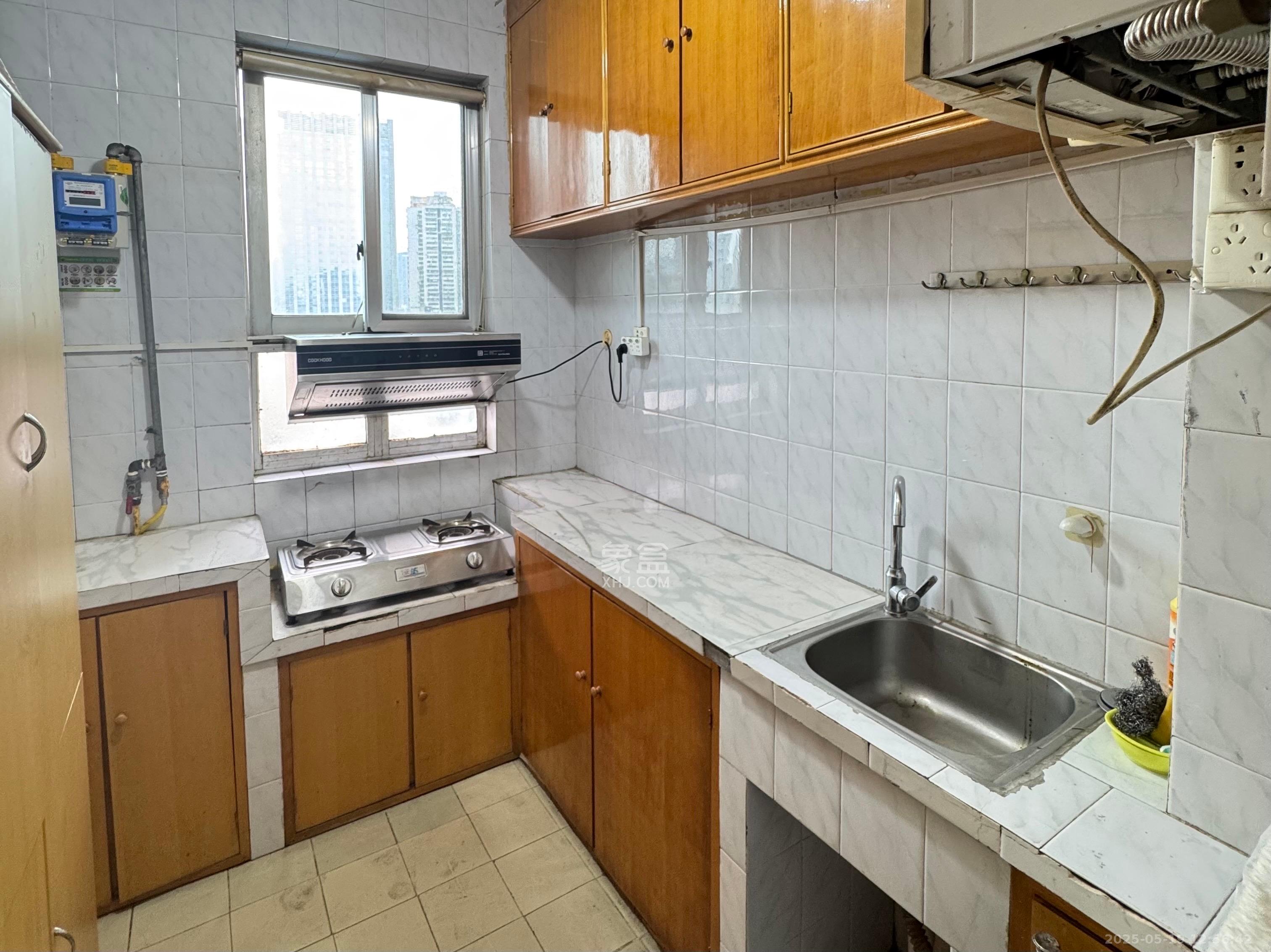 建工集团单位房 3室2厅1卫 2700.0元/月 建工集团单位房 3室2厅1卫 2700.0元/月室内图